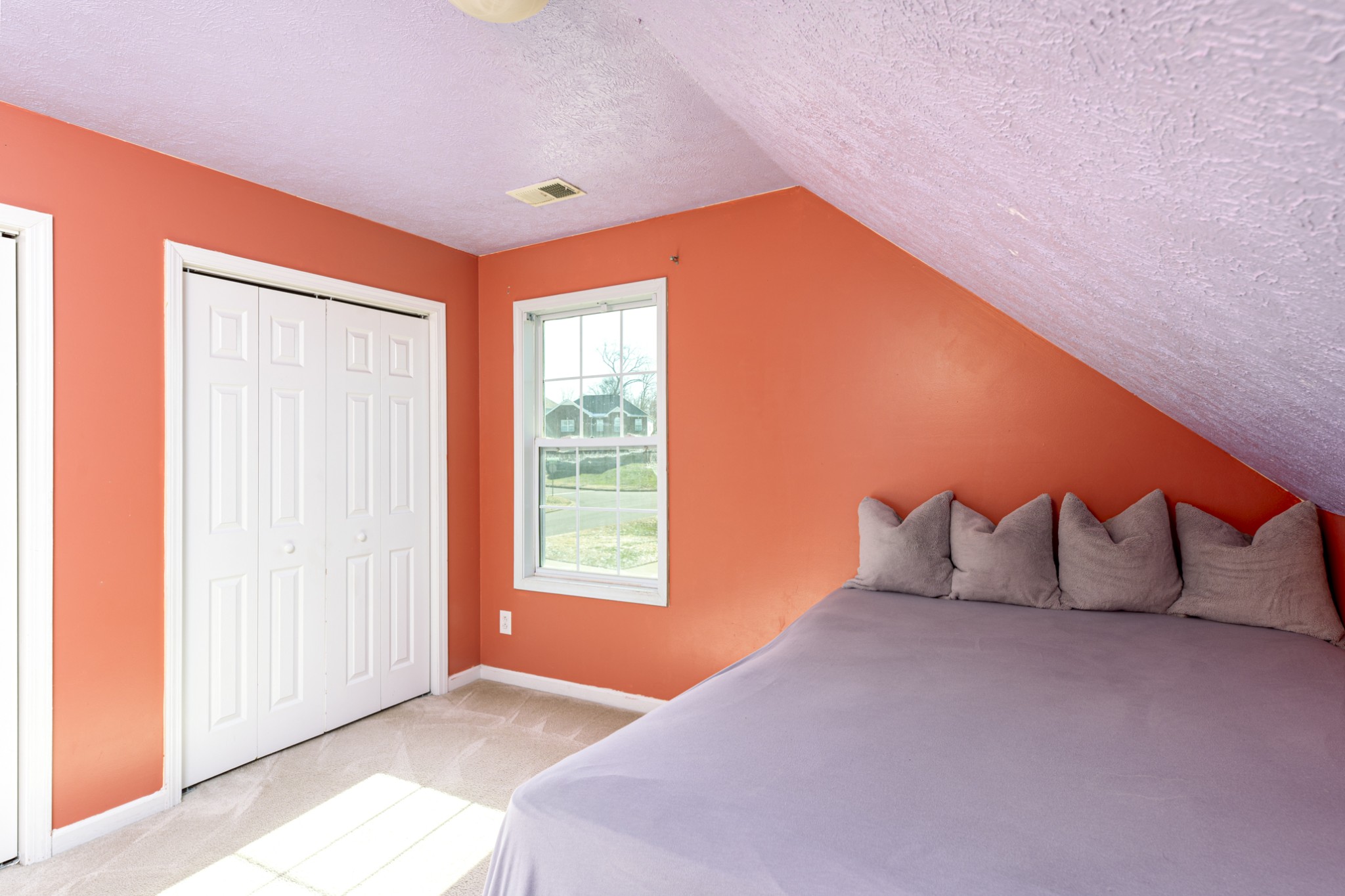 Clarksville, Tennessee 37040, United States, 4 Bedrooms Bedrooms, ,3 BathroomsBathrooms,Residential,Active,477