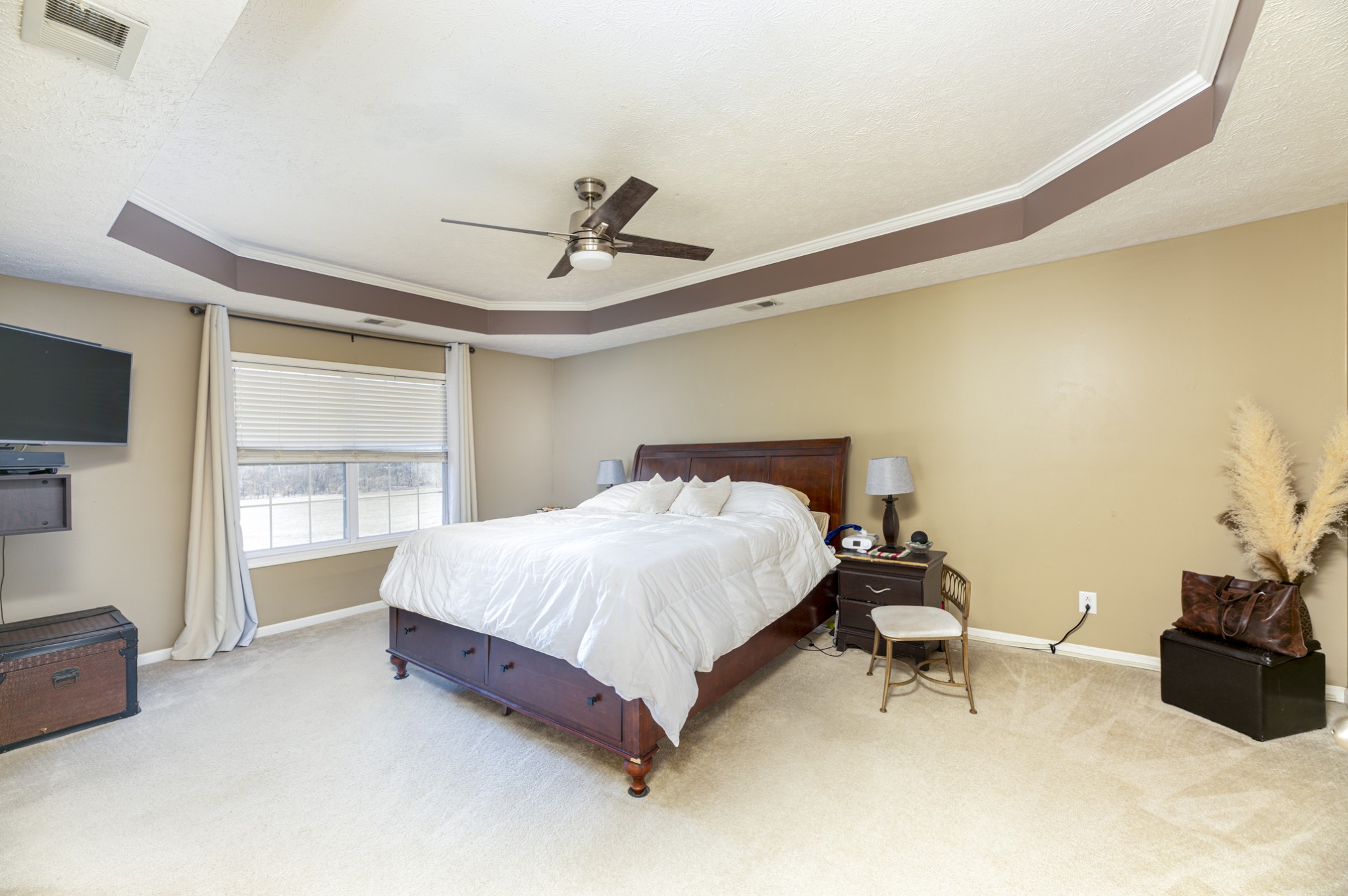 Clarksville, Tennessee 37040, United States, 4 Bedrooms Bedrooms, ,3 BathroomsBathrooms,Residential,Active,477