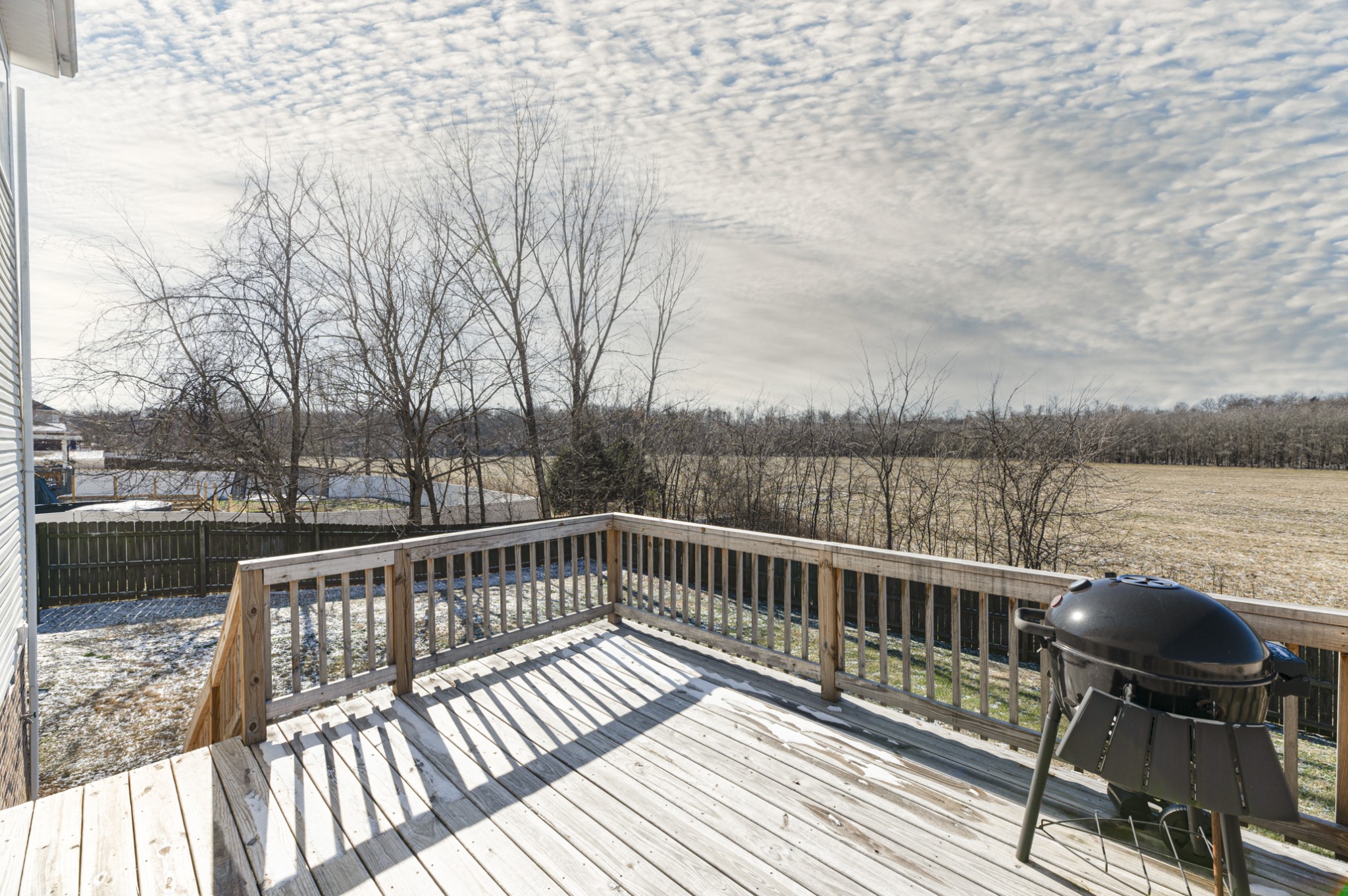 Clarksville, Tennessee 37040, United States, 4 Bedrooms Bedrooms, ,3 BathroomsBathrooms,Residential,Active,477