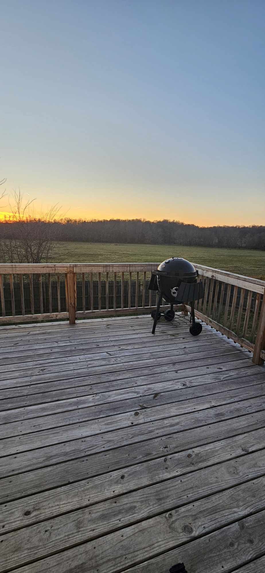 Clarksville, Tennessee 37040, United States, 4 Bedrooms Bedrooms, ,3 BathroomsBathrooms,Residential,Active,477