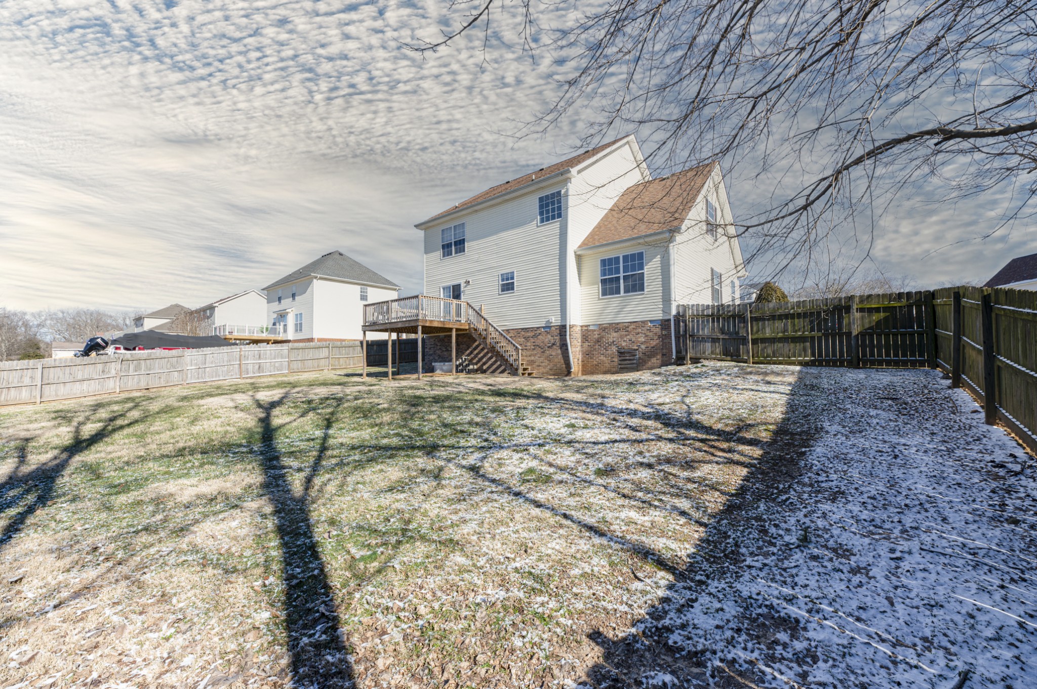 Clarksville, Tennessee 37040, United States, 4 Bedrooms Bedrooms, ,3 BathroomsBathrooms,Residential,Active,477