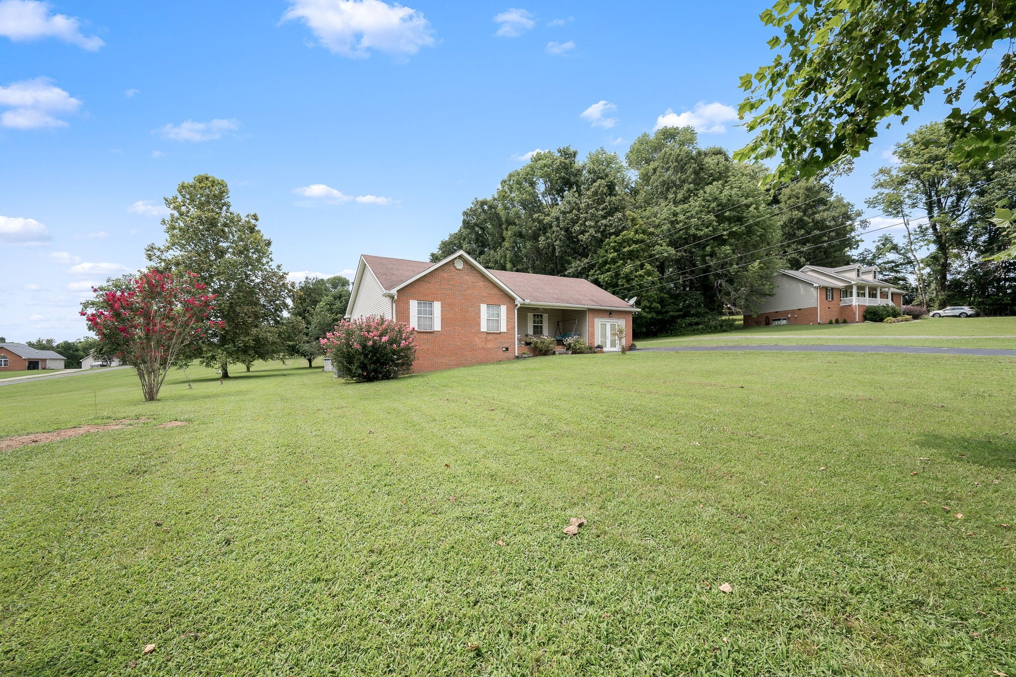 868 Bates Rd