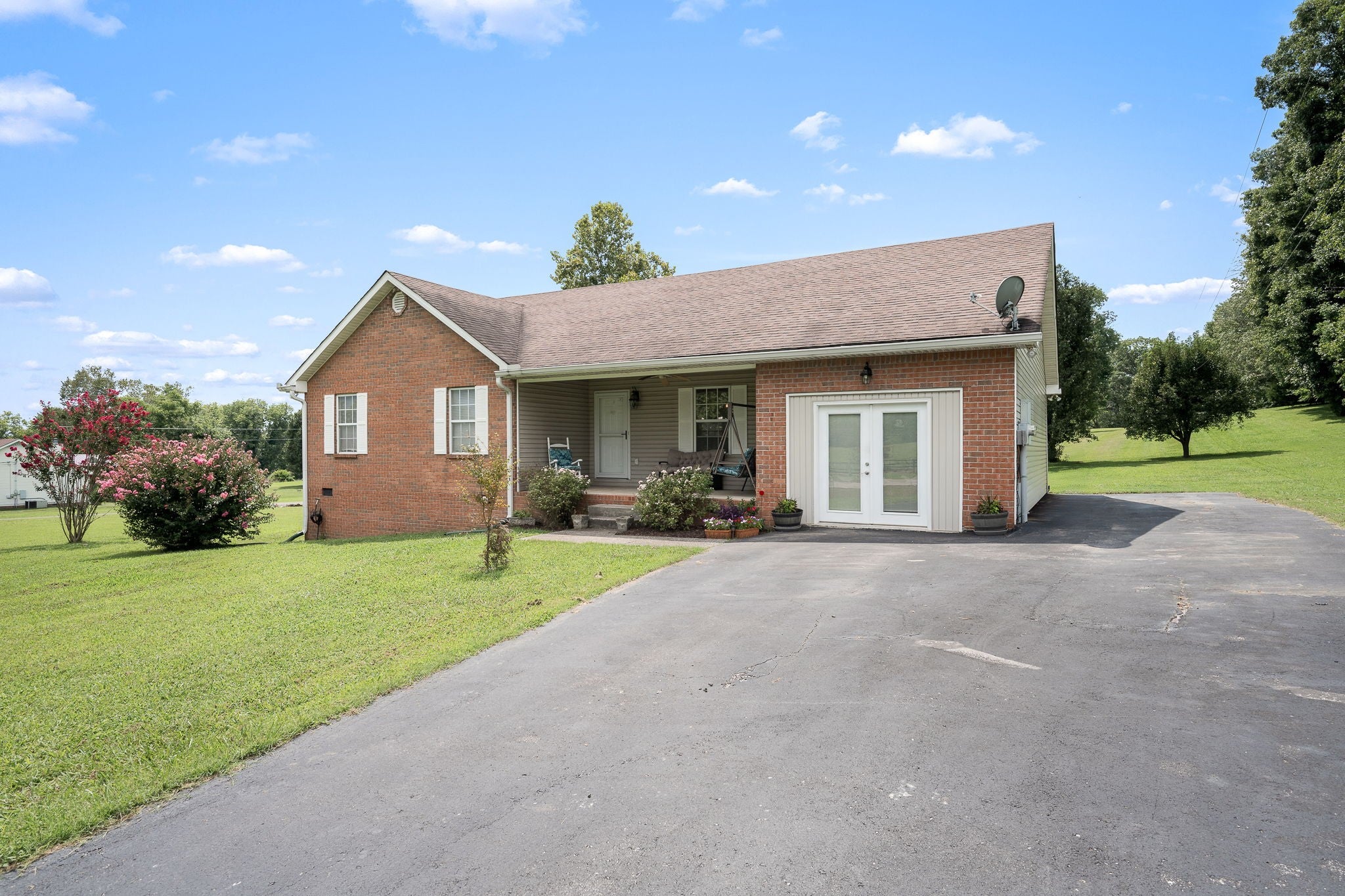 868 Bates Rd