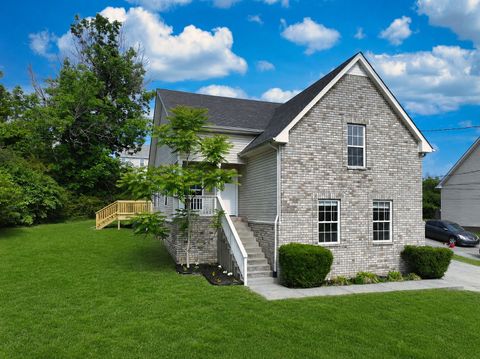 Photo of 200 Larkin Springs Rd, Madison, TN 37115 (MLS # 3211172)