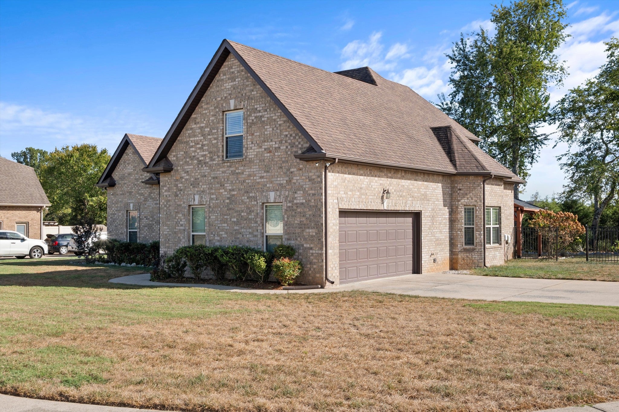 3229 Shady Forest Dr