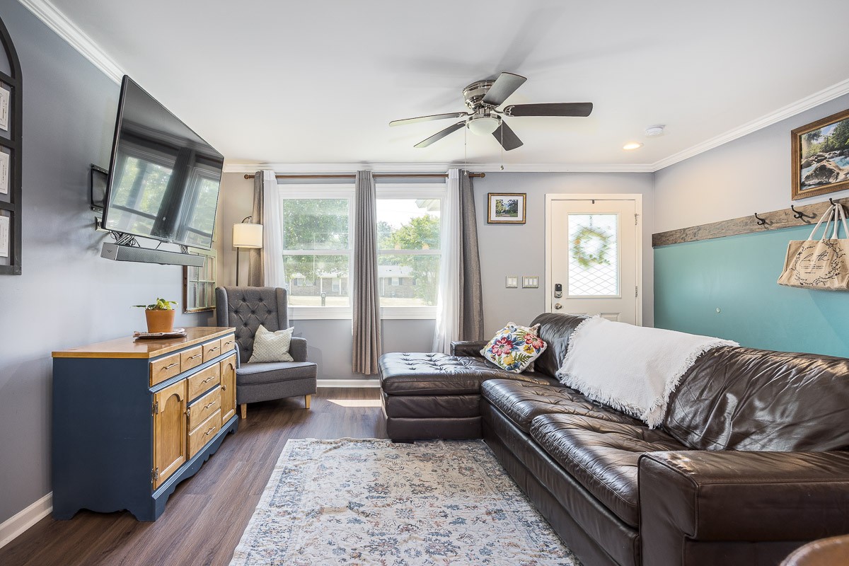 3120 Larkspur Dr