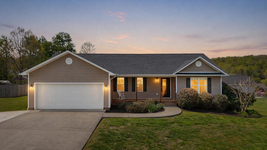 205 Crystal Terrace SE