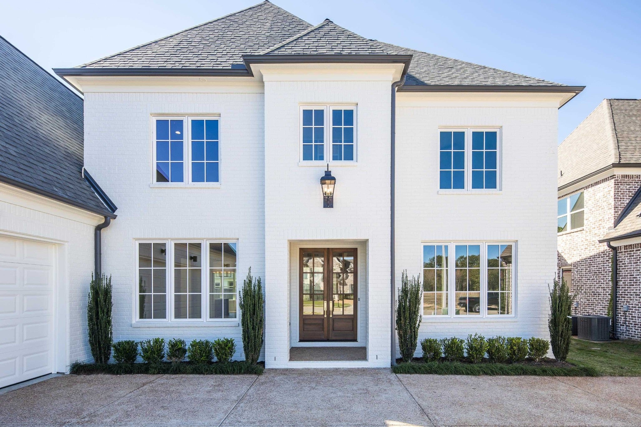 1335 KATE DR