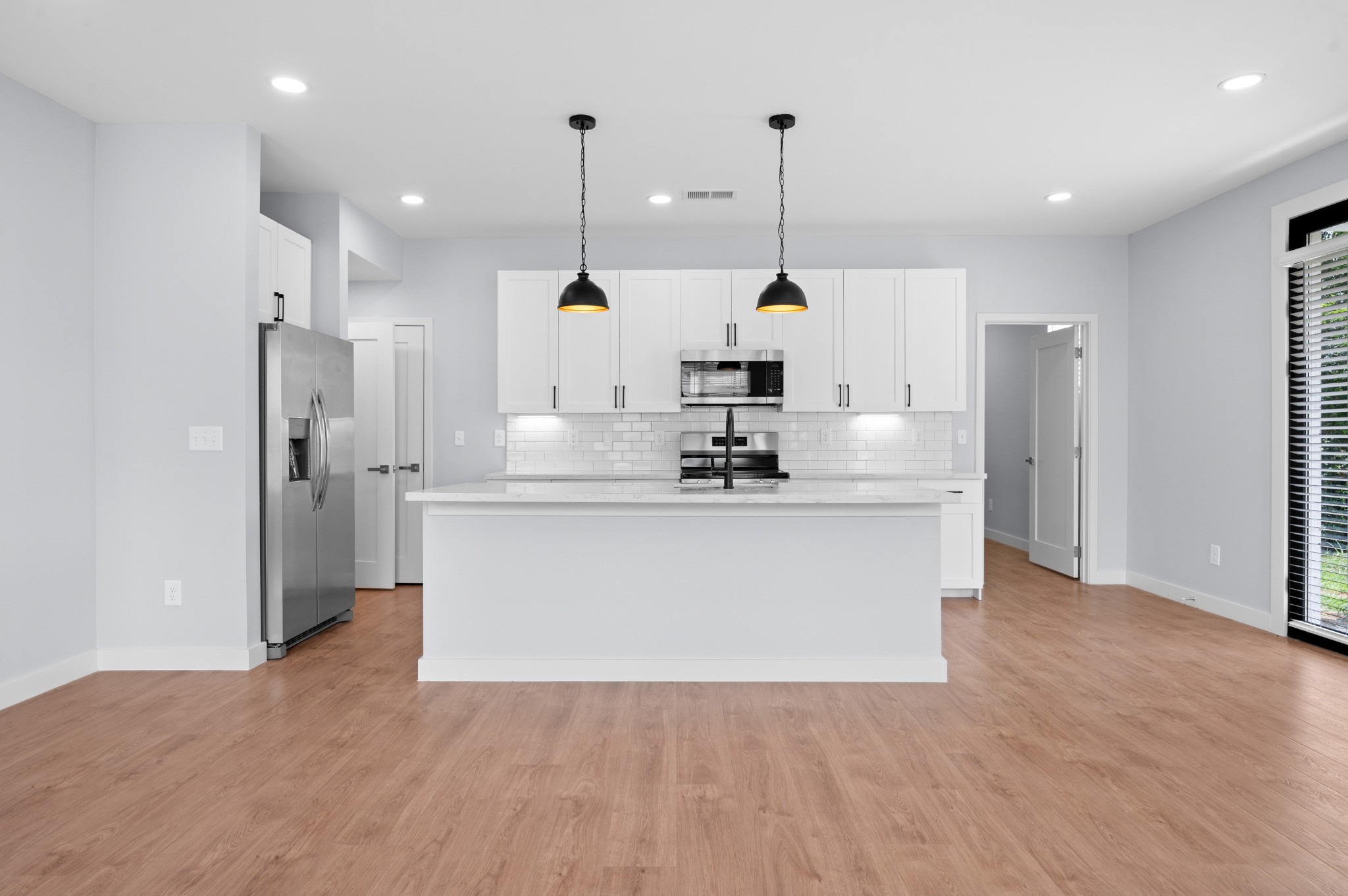 700 Laura Ward Pl