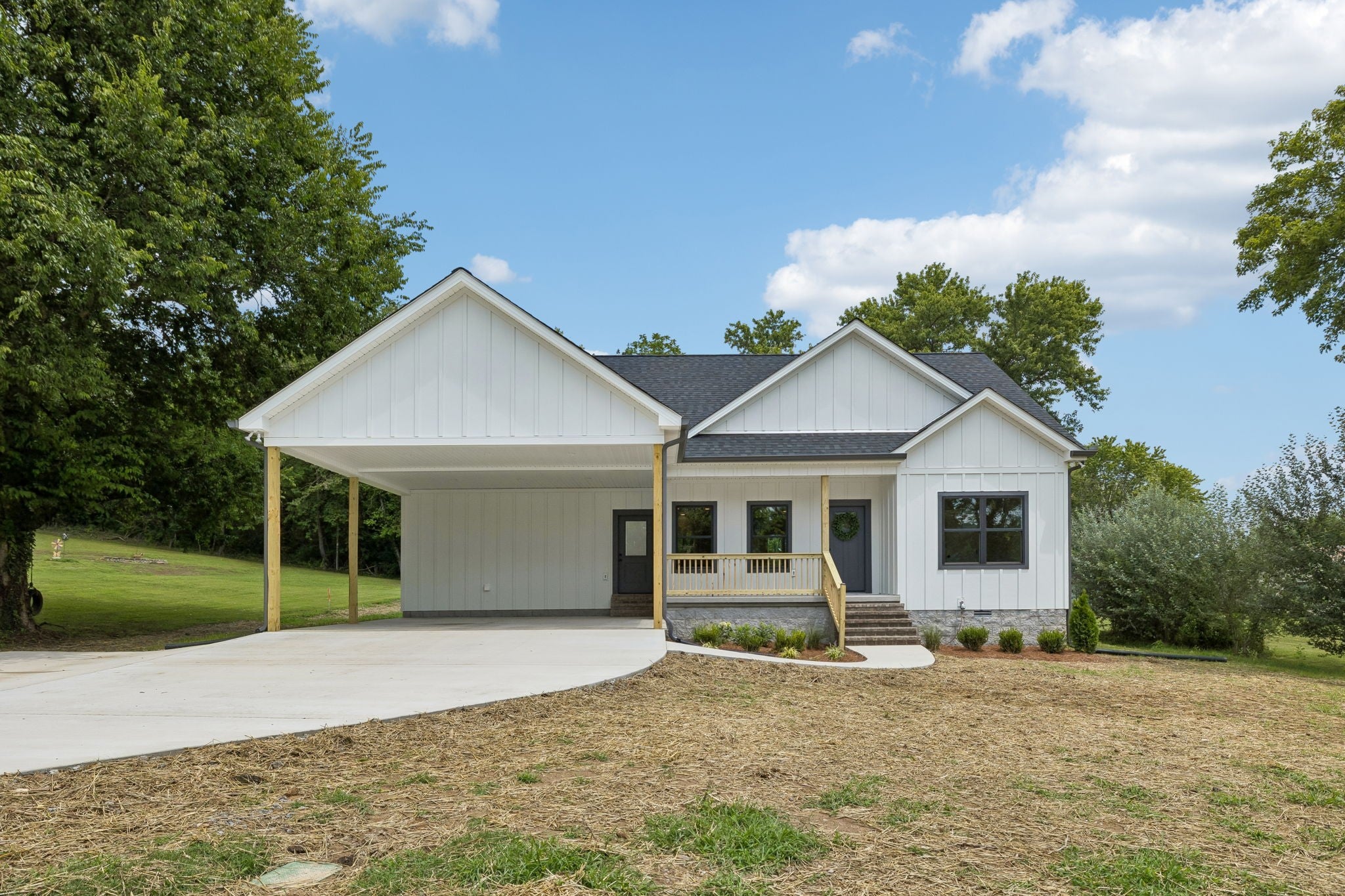 295 Meadow Dr