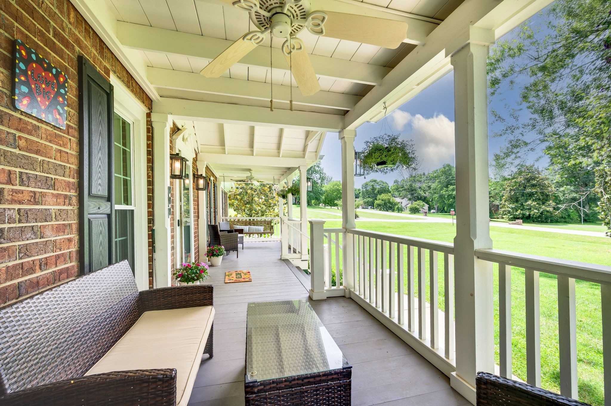 1104 Hunters Trail Dr