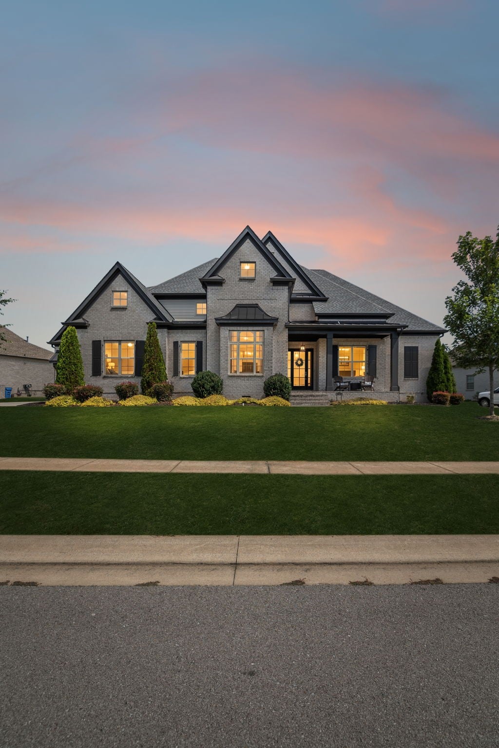 5816 Wagonvale Dr