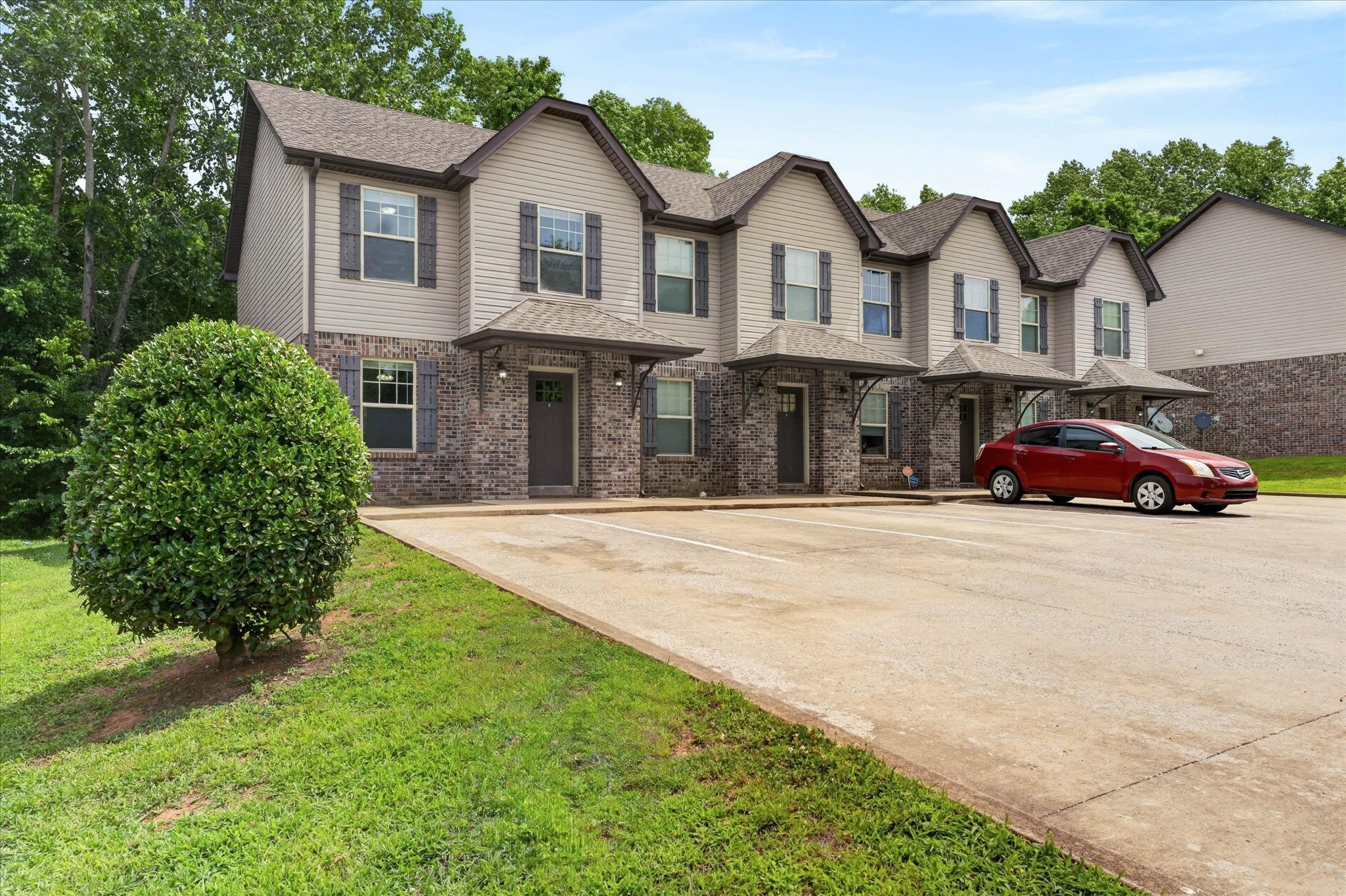 1763 Spring Water Dr