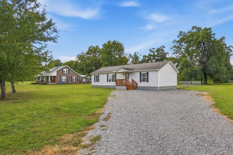 Photo of 1223 S College St, Smithville, TN 37166 (MLS # 3547758)