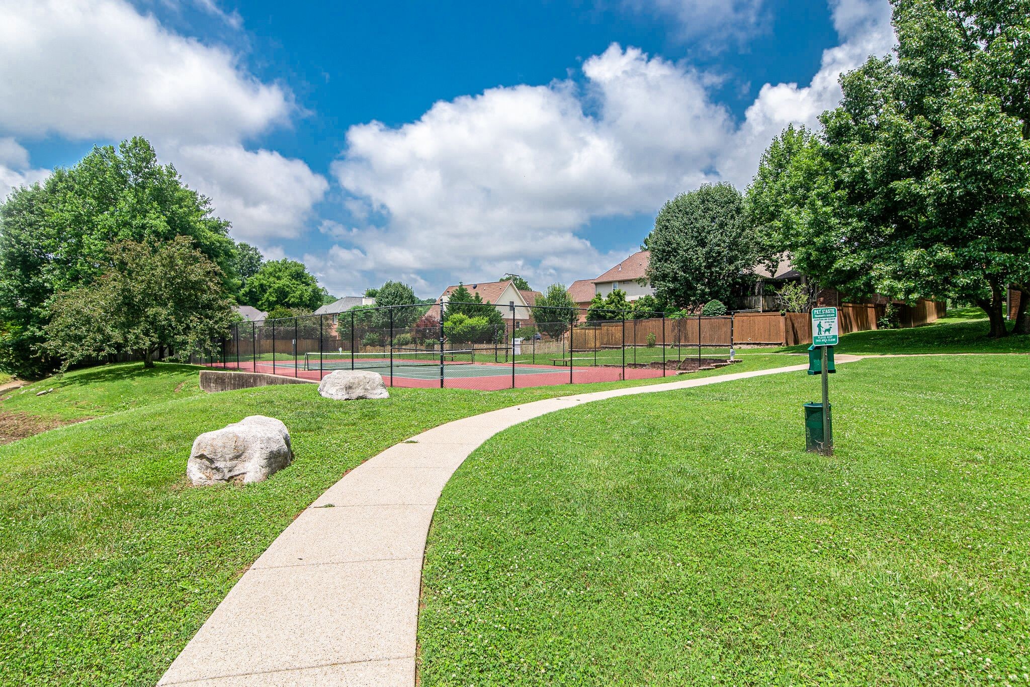 Nashville, Tennessee 37214, United States, 4 Bedrooms Bedrooms, ,3 BathroomsBathrooms,Residential,Active,35557