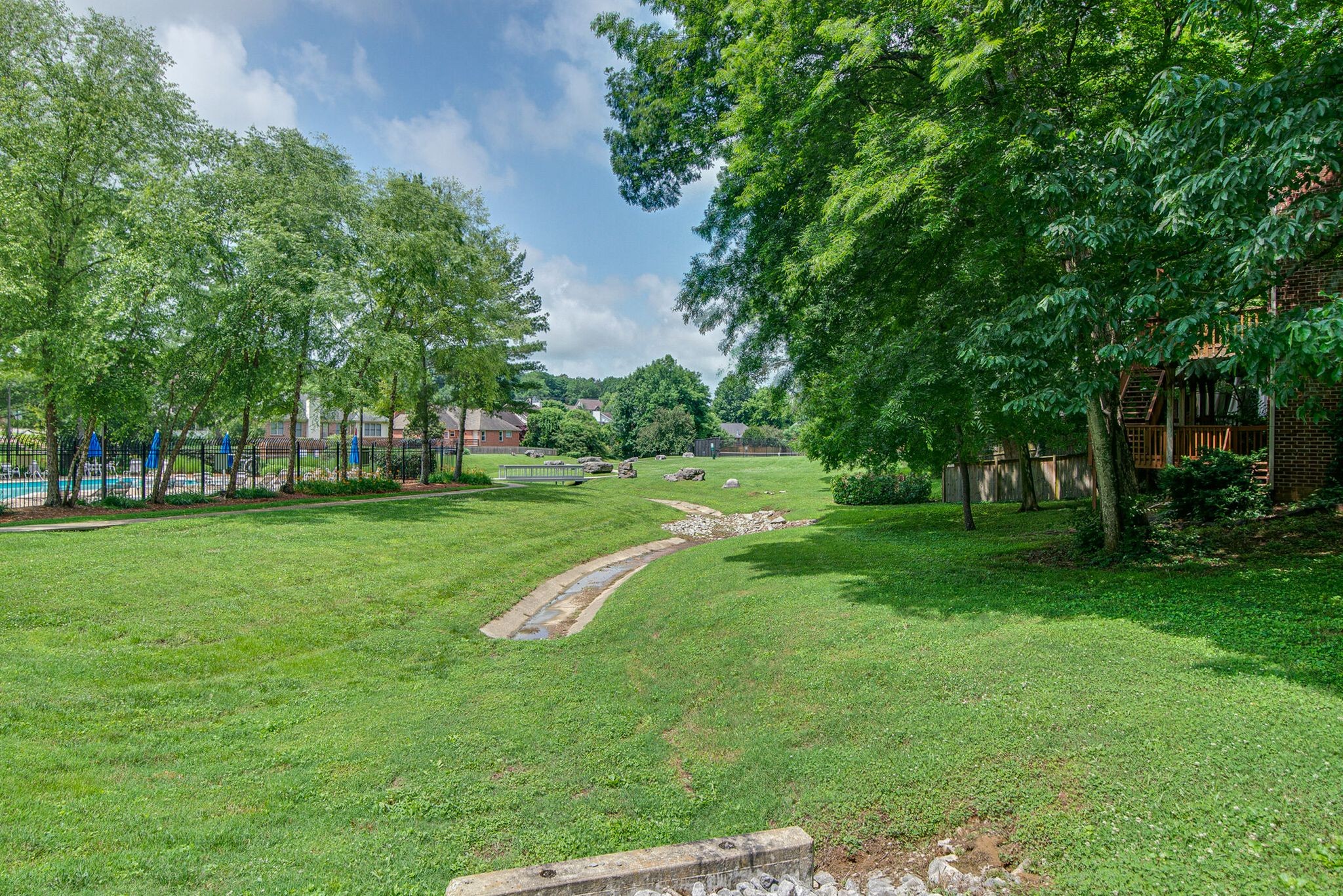 Nashville, Tennessee 37214, United States, 4 Bedrooms Bedrooms, ,3 BathroomsBathrooms,Residential,Active,35557