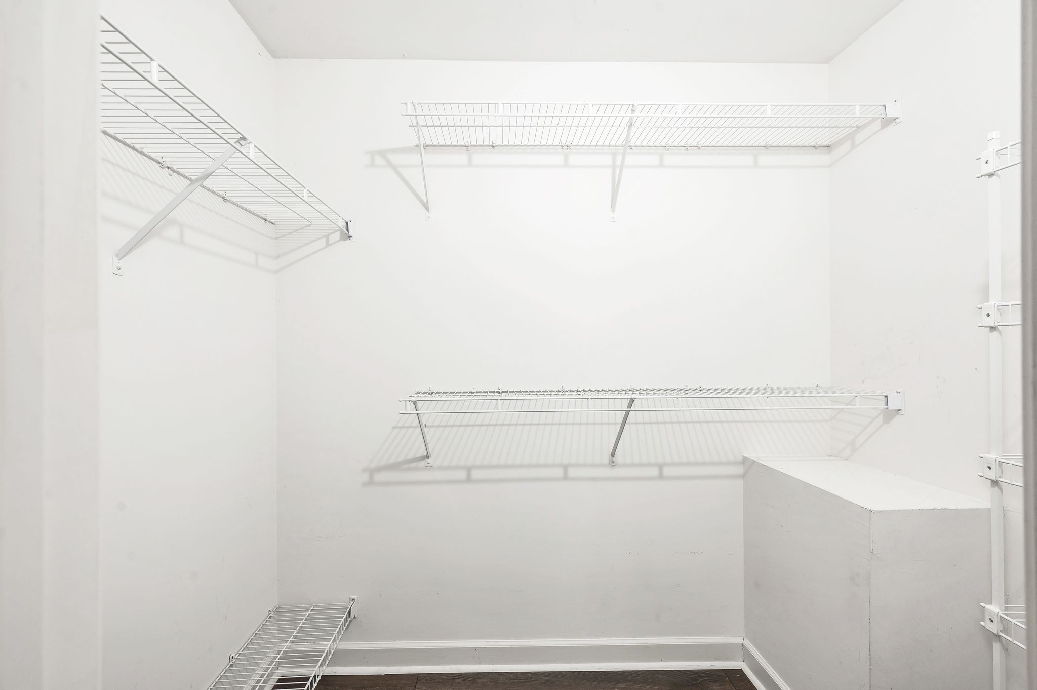 Nashville, Tennessee 37214, United States, 4 Bedrooms Bedrooms, ,3 BathroomsBathrooms,Residential,Active,35557