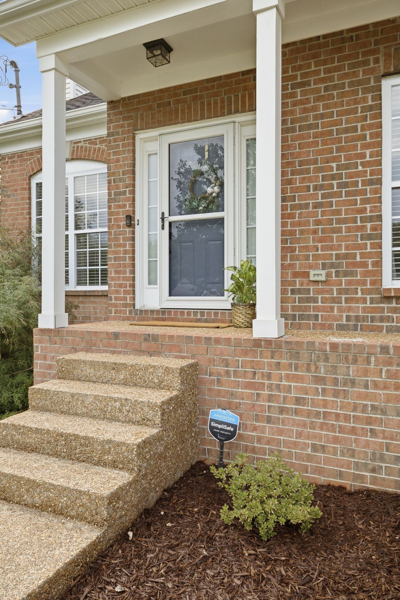 634 Belinda Pkwy
