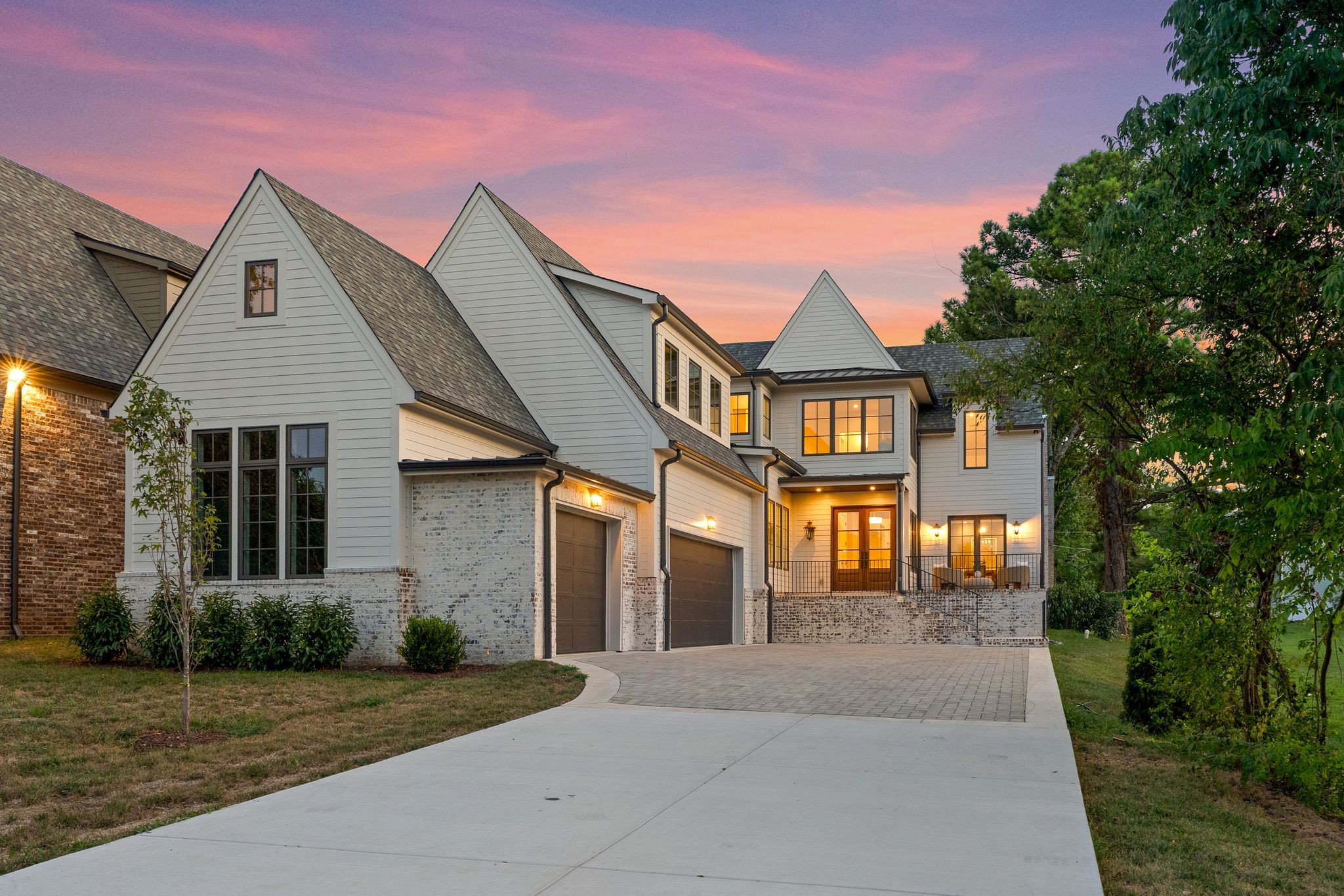 1133 Lipscomb Dr