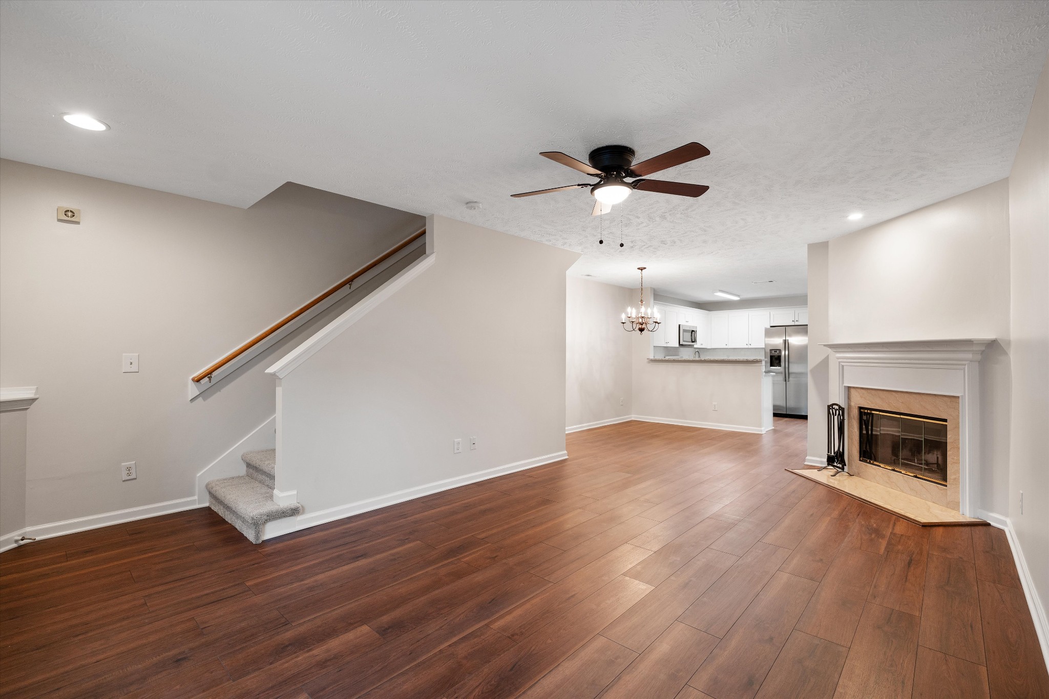 432 Shadow Glen Dr