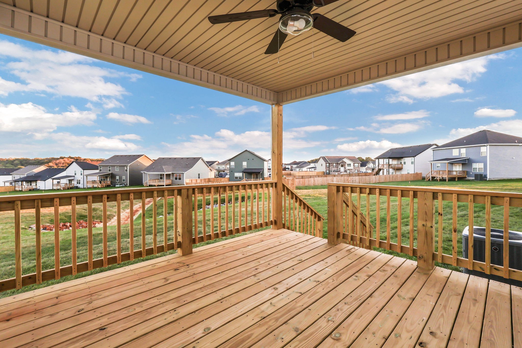 Clarksville, Tennessee 37040, United States, 3 Bedrooms Bedrooms, ,2 BathroomsBathrooms,Residential,Active,196532