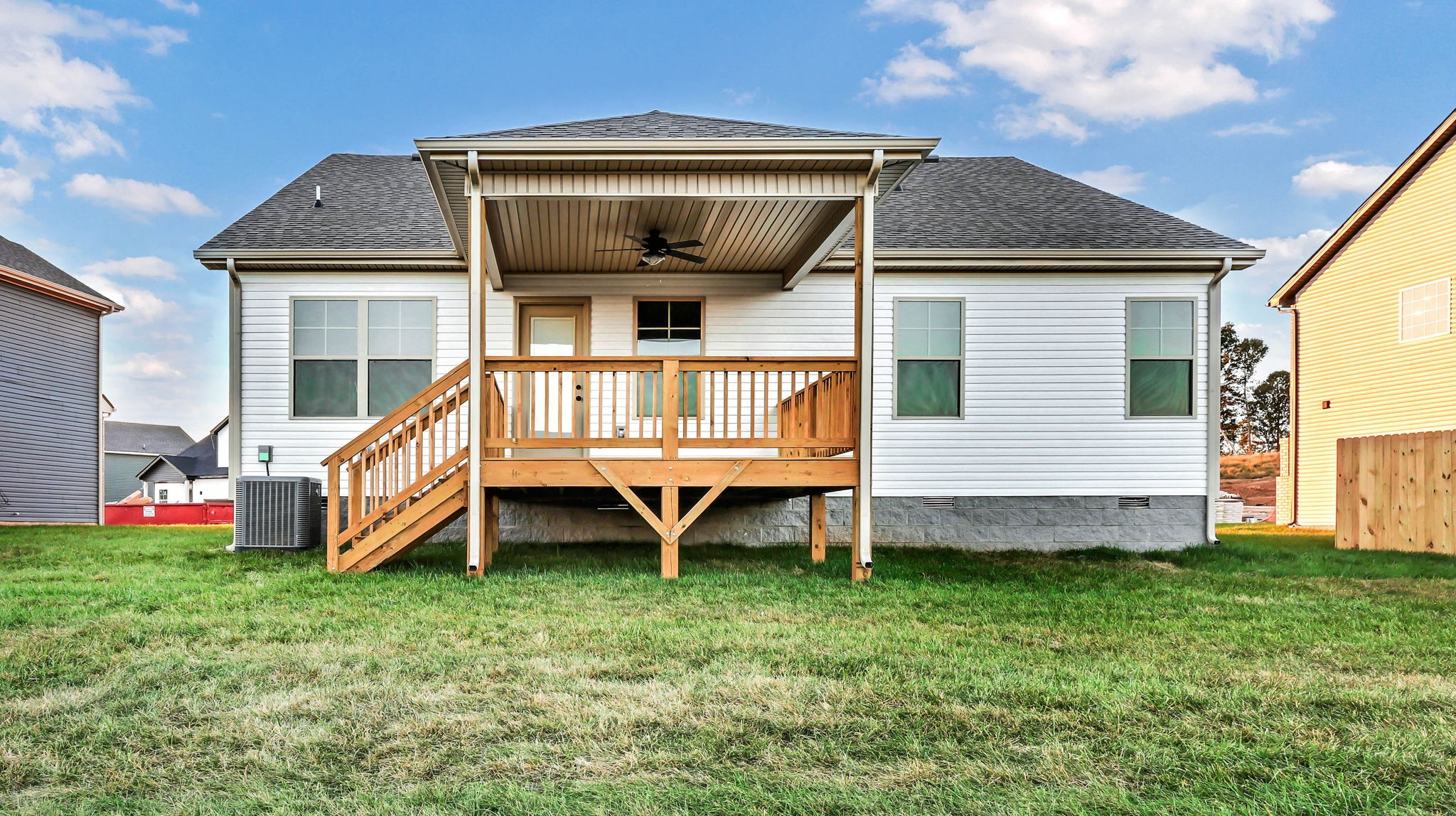 Clarksville, Tennessee 37040, United States, 3 Bedrooms Bedrooms, ,2 BathroomsBathrooms,Residential,Active,196532