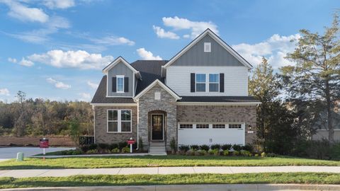 2437 Kemp Dr Hermitage TN 37076
