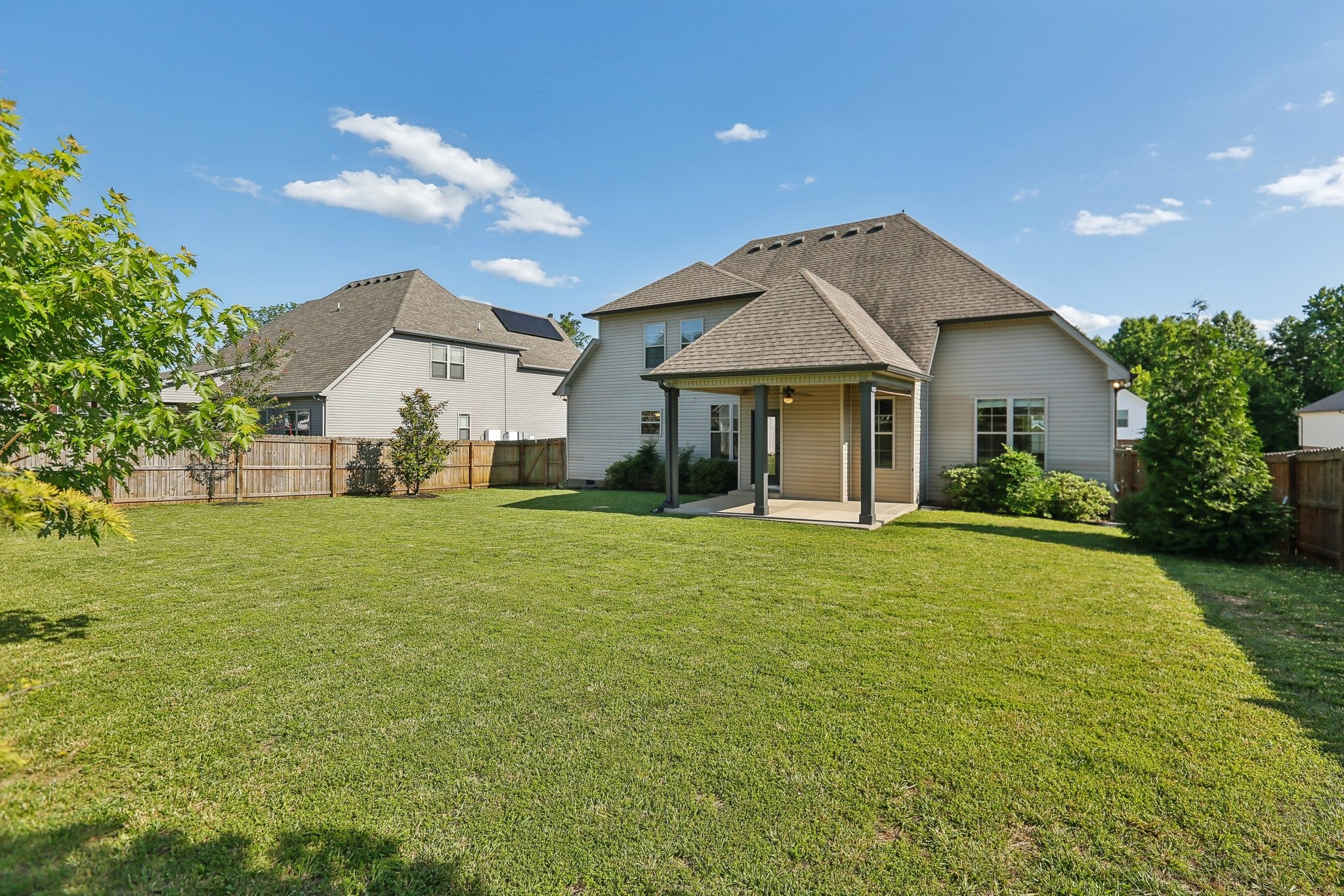 Clarksville, Tennessee 37043, United States, 4 Bedrooms Bedrooms, ,3 BathroomsBathrooms,Residential,Active,139310