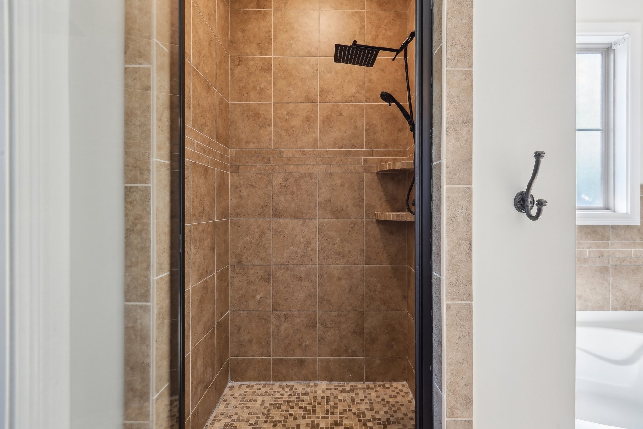 Clarksville, Tennessee 37043, United States, 4 Bedrooms Bedrooms, ,3 BathroomsBathrooms,Residential,Active,139310