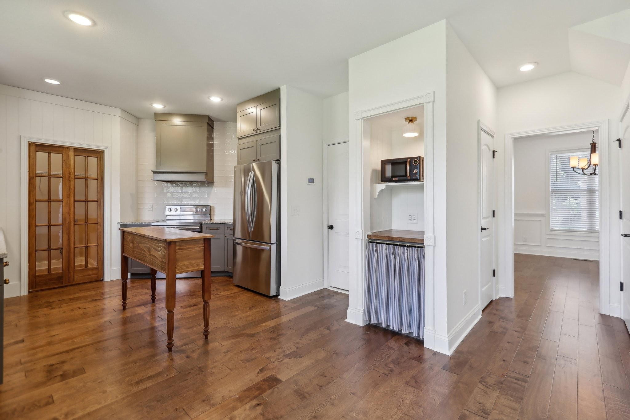 Clarksville, Tennessee 37043, United States, 4 Bedrooms Bedrooms, ,3 BathroomsBathrooms,Residential,Active,139310