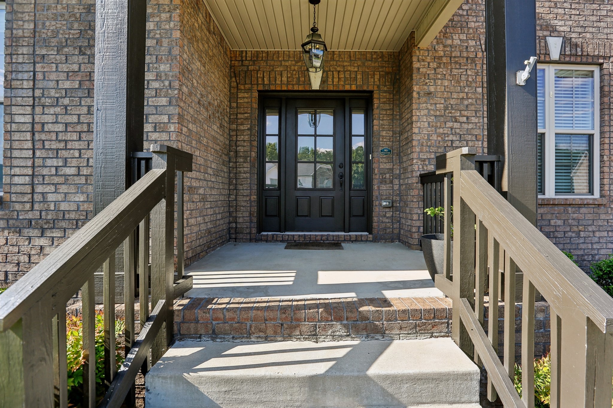 Clarksville, Tennessee 37043, United States, 4 Bedrooms Bedrooms, ,3 BathroomsBathrooms,Residential,Active,139310