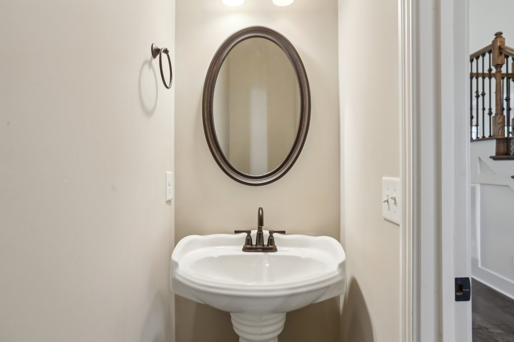 Clarksville, Tennessee 37043, United States, 4 Bedrooms Bedrooms, ,3 BathroomsBathrooms,Residential,Active,139310