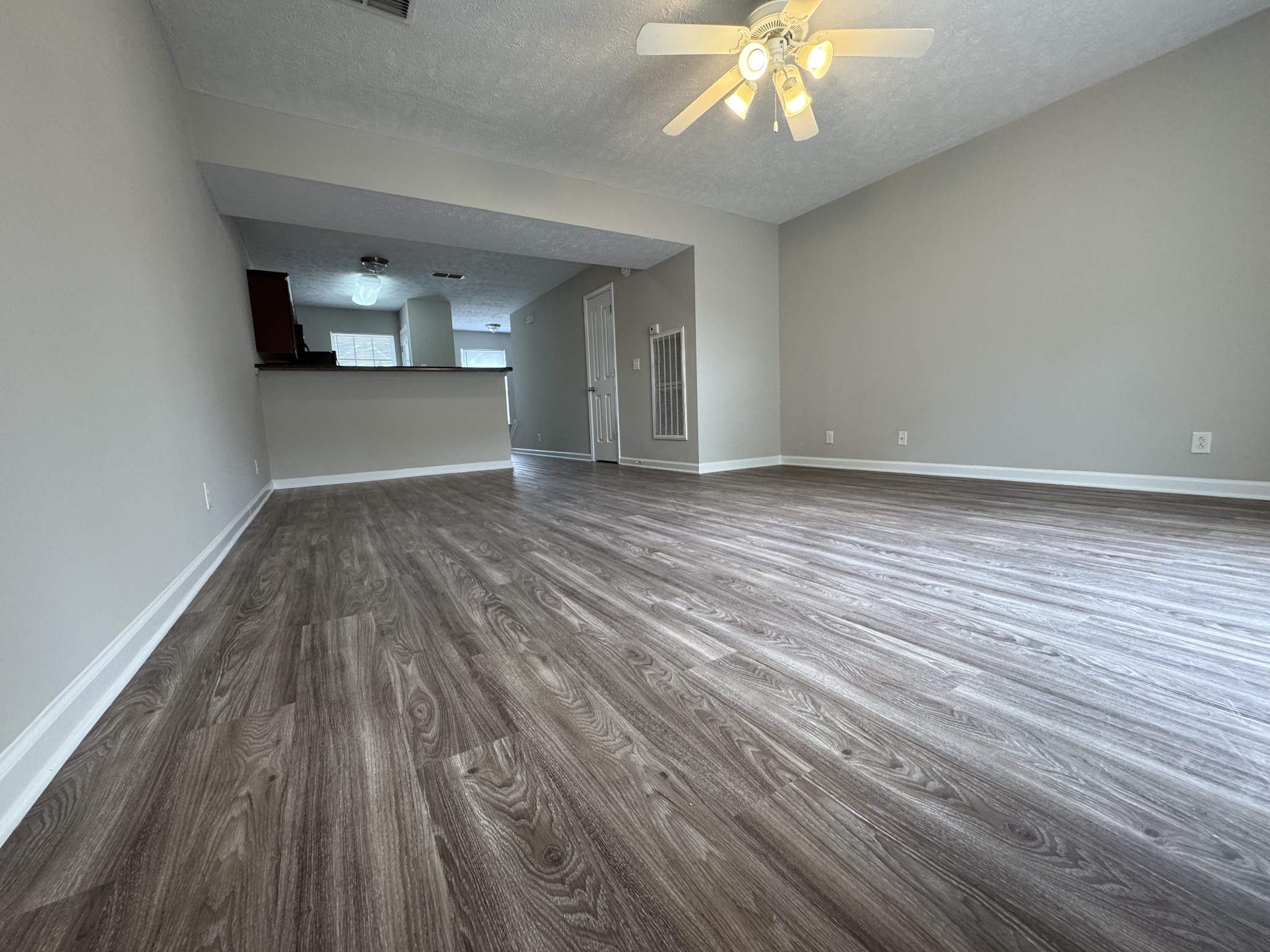 1306 Vermont Ct