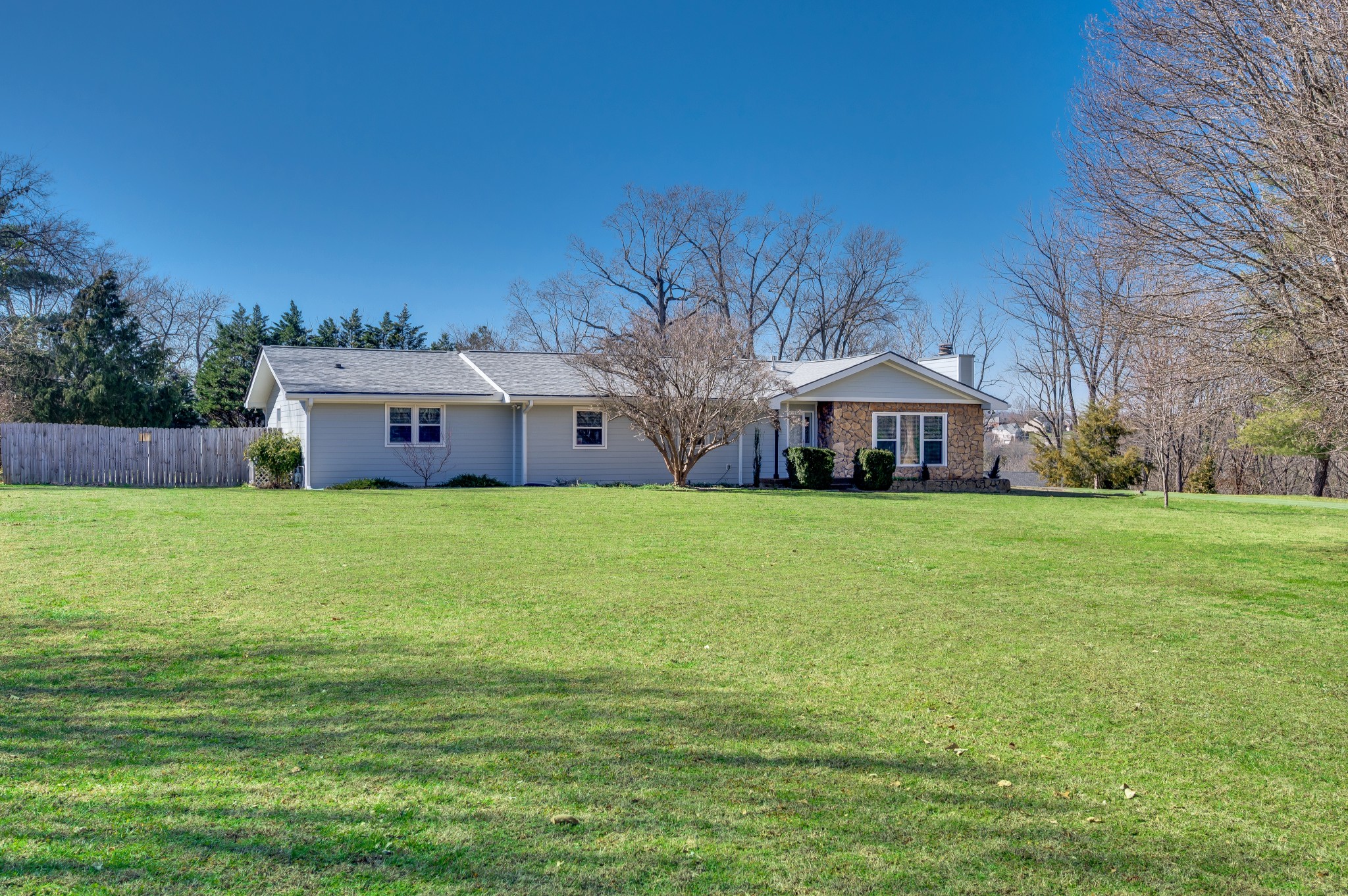 6736 Walnut Hills Dr