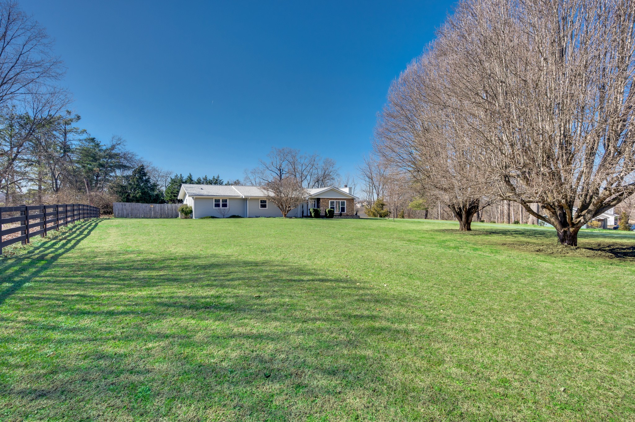 6736 Walnut Hills Dr