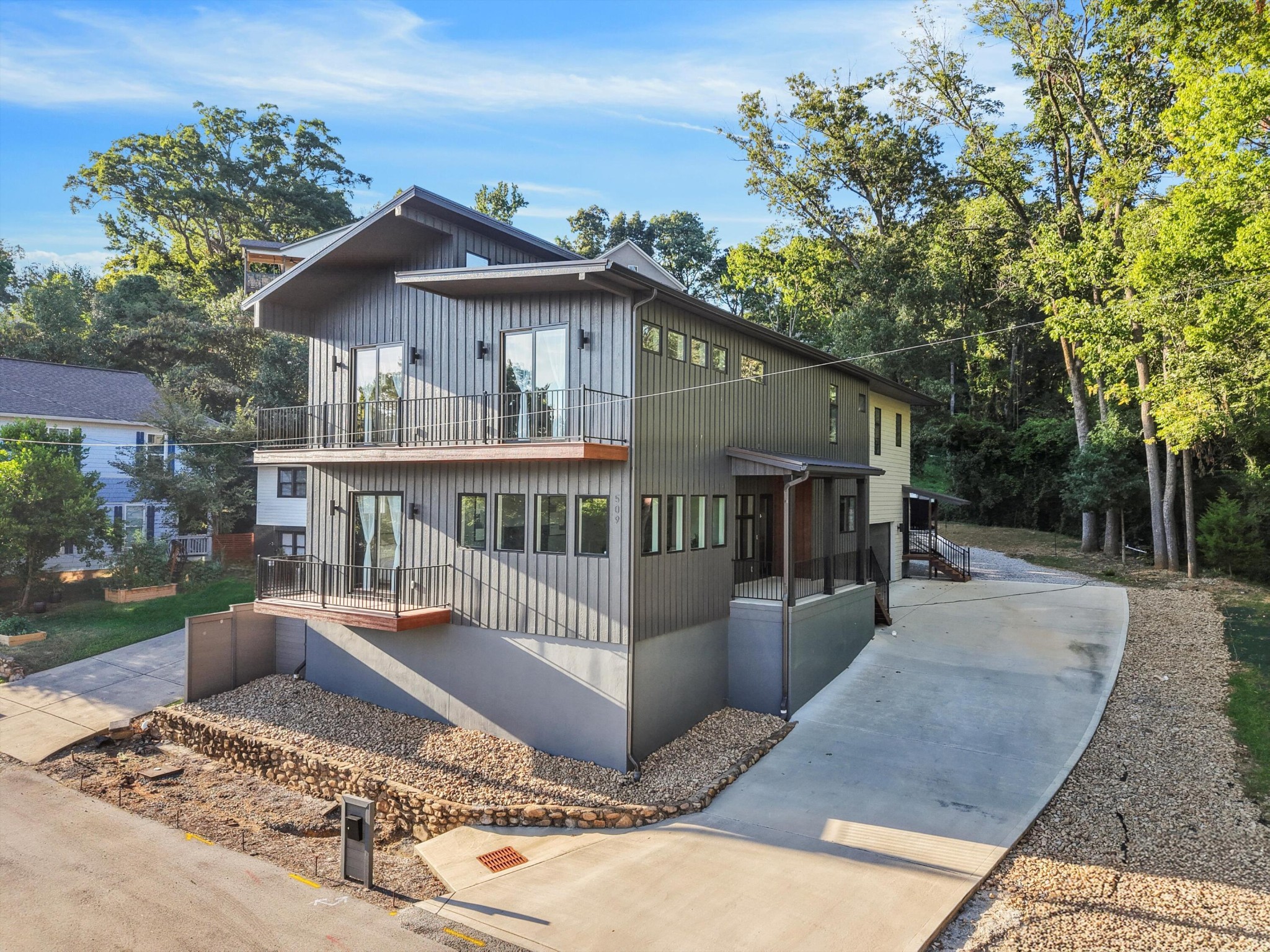 509 Eaves Place