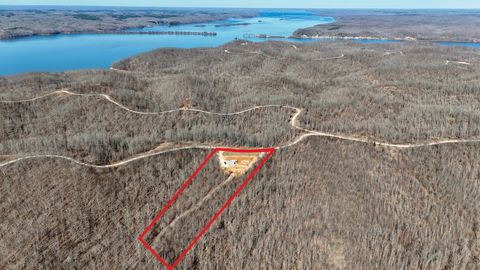 1375 Overlook Trl Stewart TN 37175