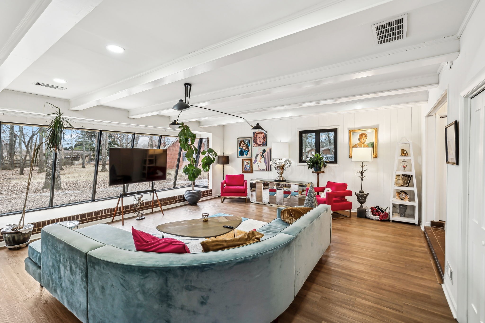 Tullahoma, Tennessee 37388, United States, 4 Bedrooms Bedrooms, ,3 BathroomsBathrooms,Residential,Active,82078