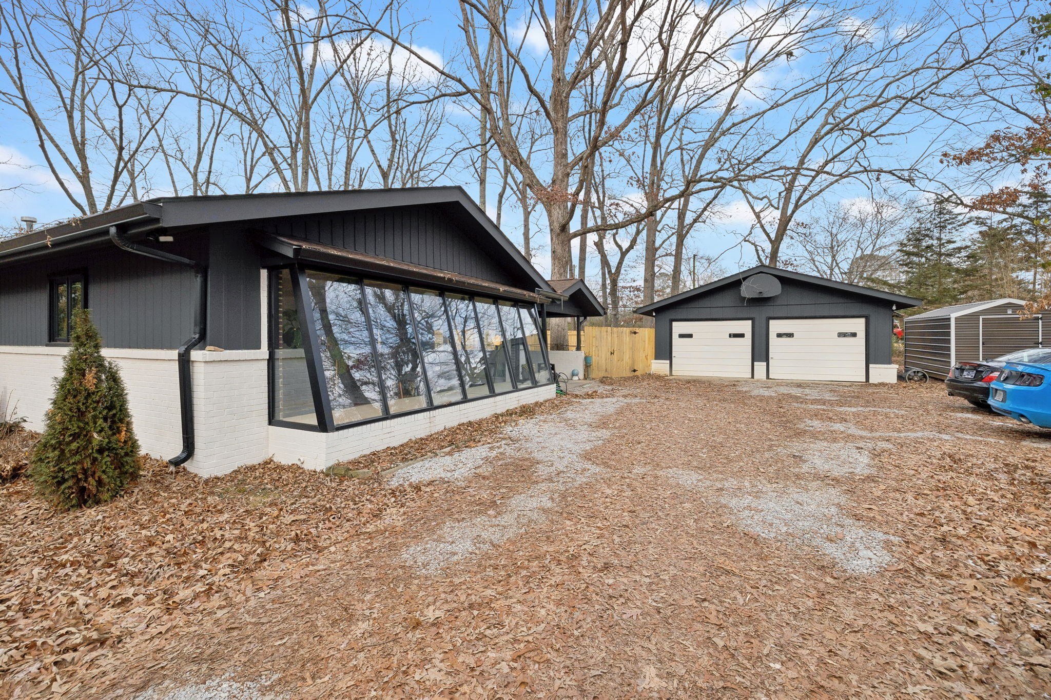 Tullahoma, Tennessee 37388, United States, 4 Bedrooms Bedrooms, ,3 BathroomsBathrooms,Residential,Active,82078