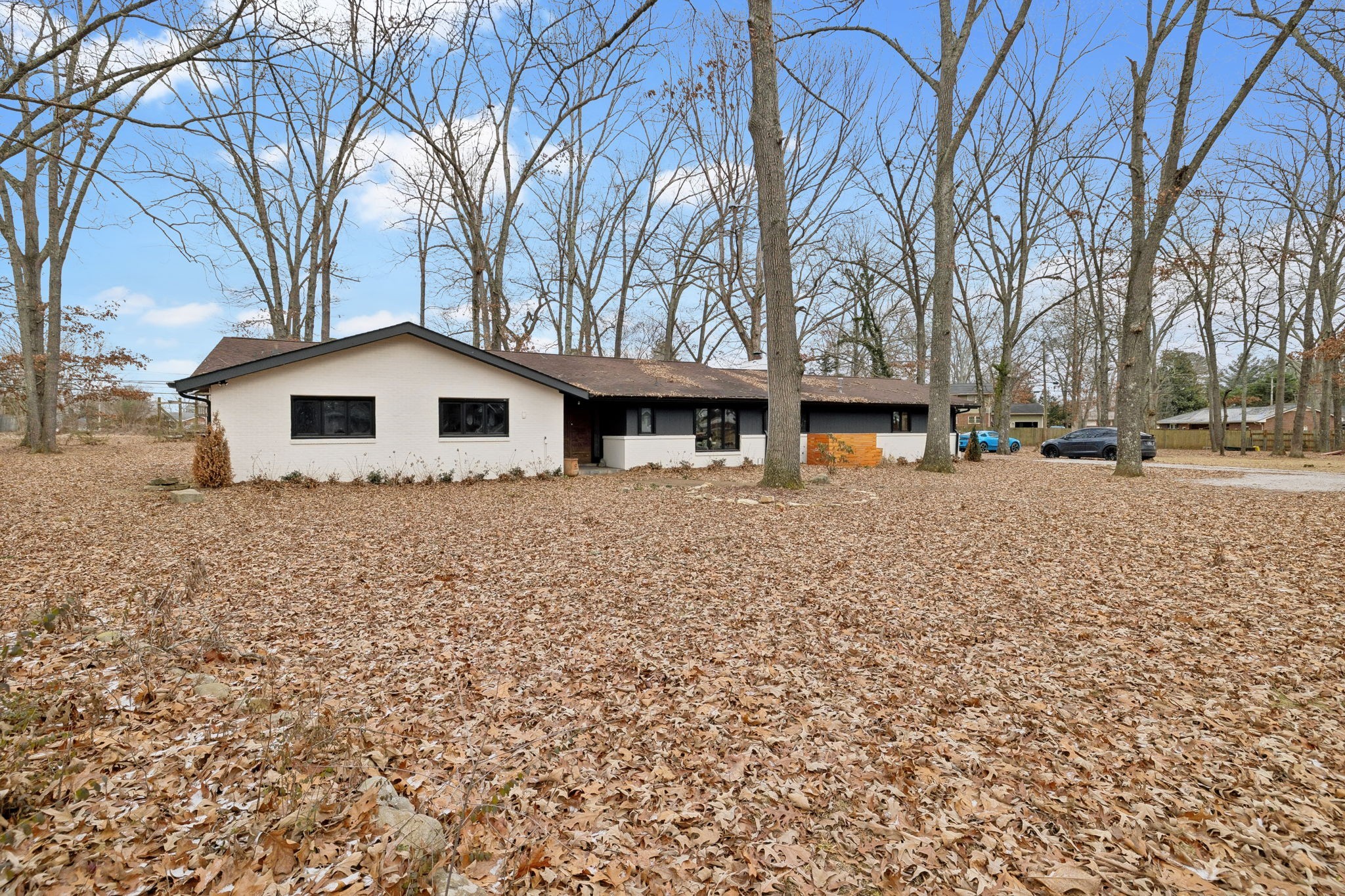 Tullahoma, Tennessee 37388, United States, 4 Bedrooms Bedrooms, ,3 BathroomsBathrooms,Residential,Active,82078