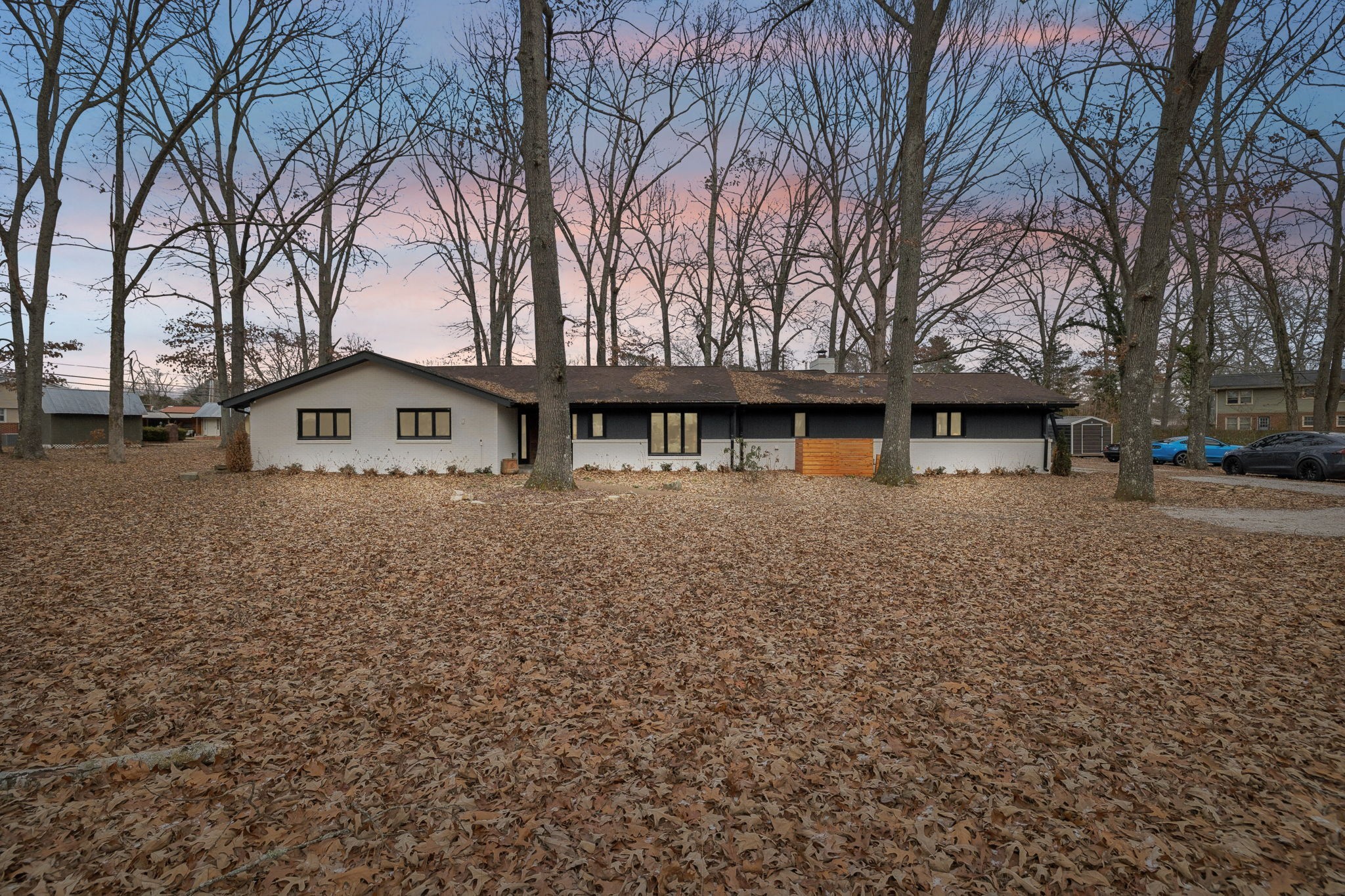 Tullahoma, Tennessee 37388, United States, 4 Bedrooms Bedrooms, ,3 BathroomsBathrooms,Residential,Active,82078