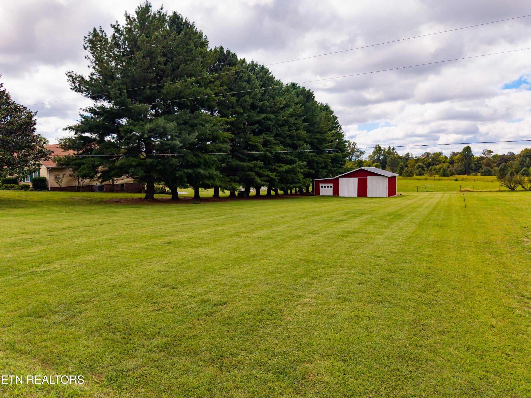 195 Ray Cemetery Rd