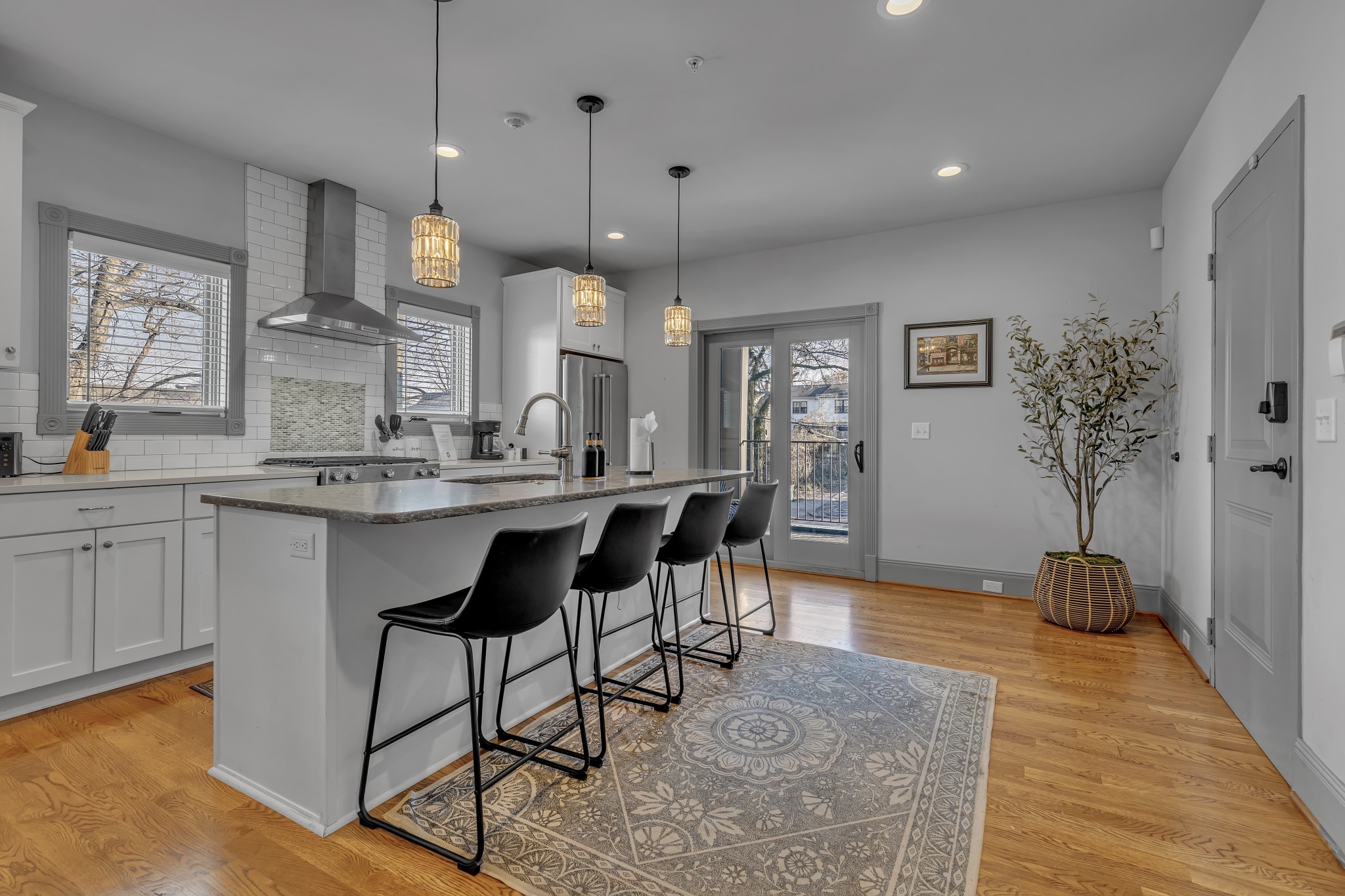 1707 Blair Blvd 201