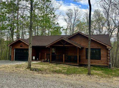 673 Arrowhead Rd Moss TN 38575