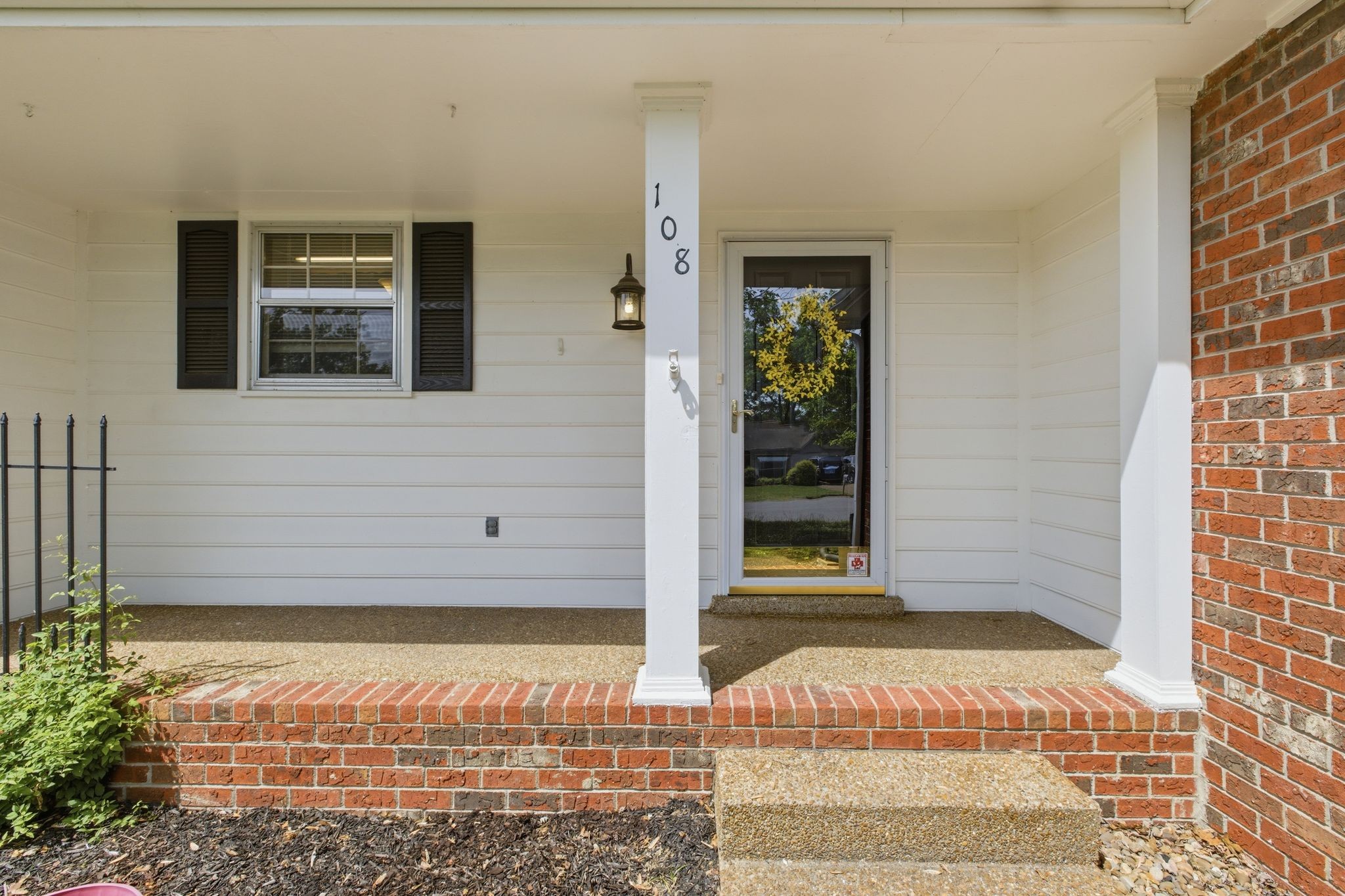 108 Ashlea Ct