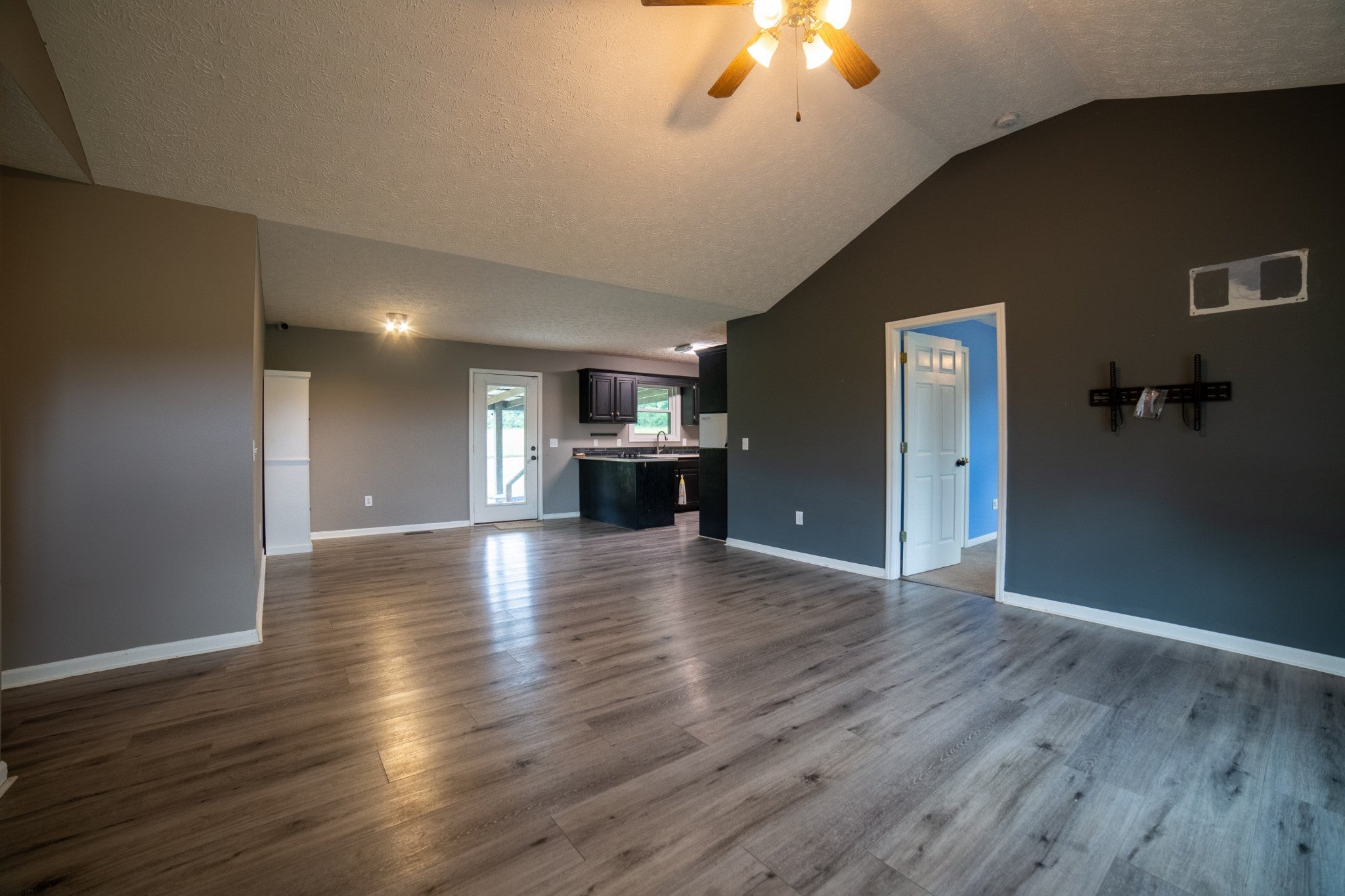 831 Philippi Rd