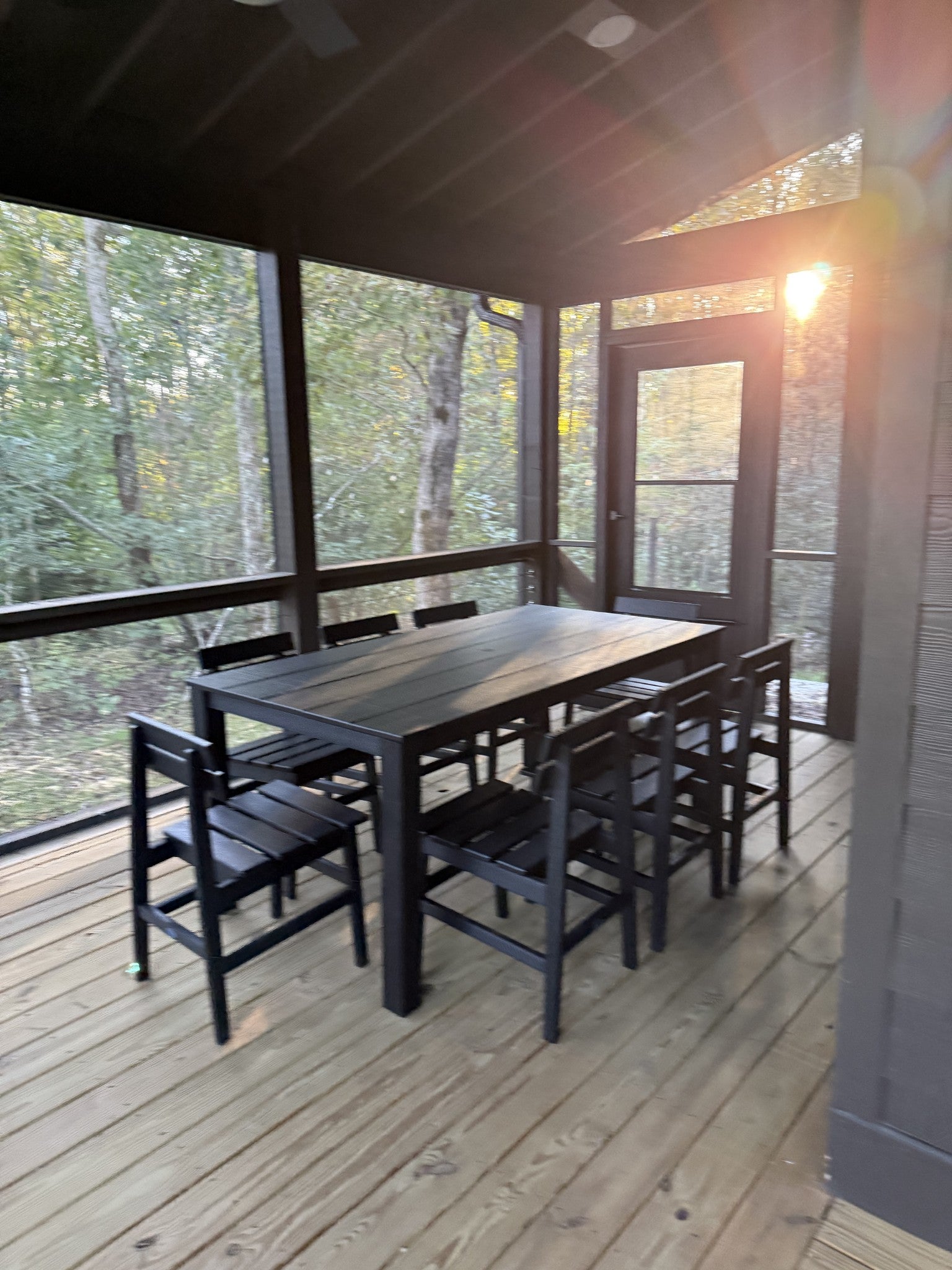 156 Hemlock Cv