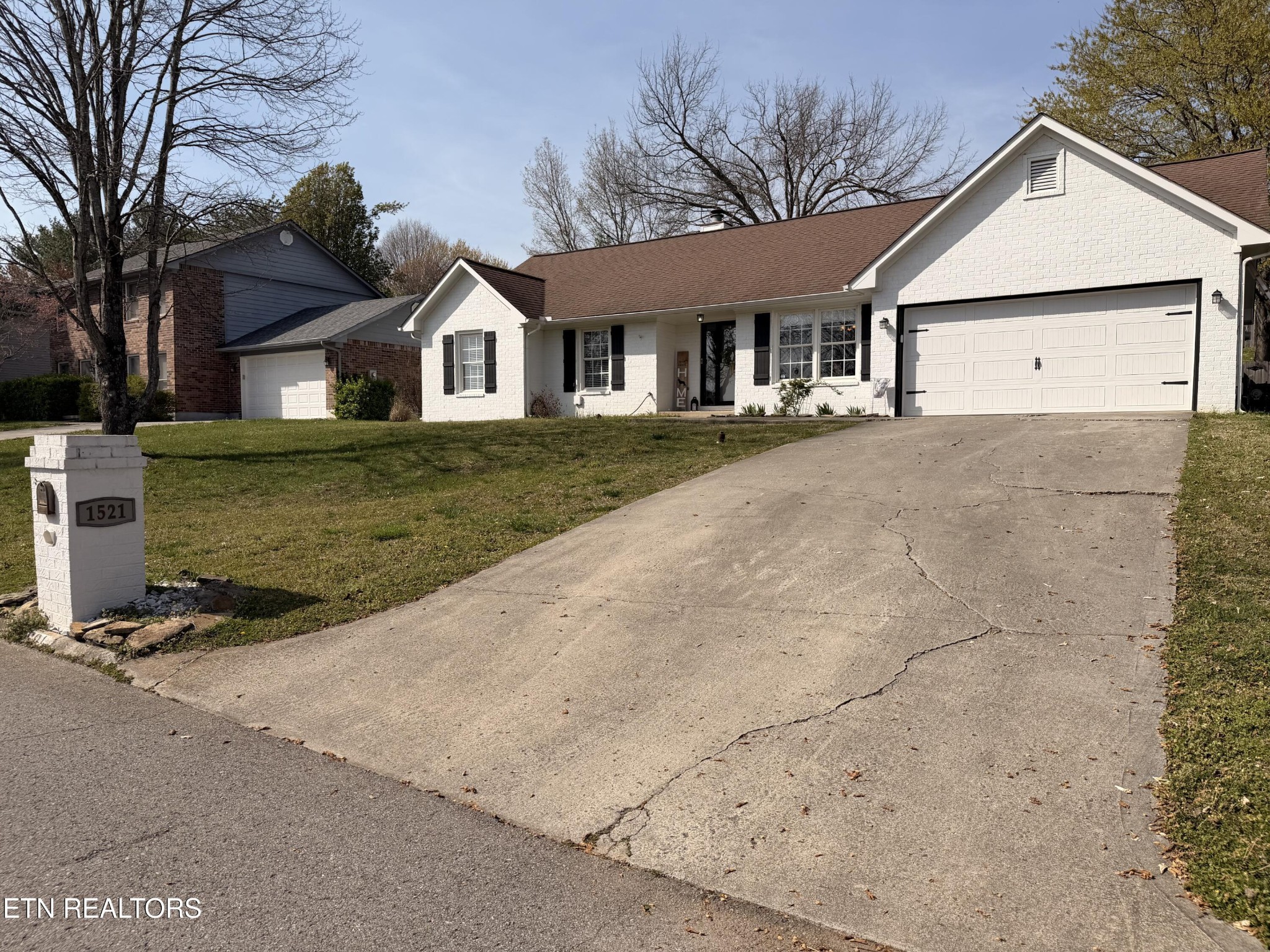 1521 Clear Brook Drive