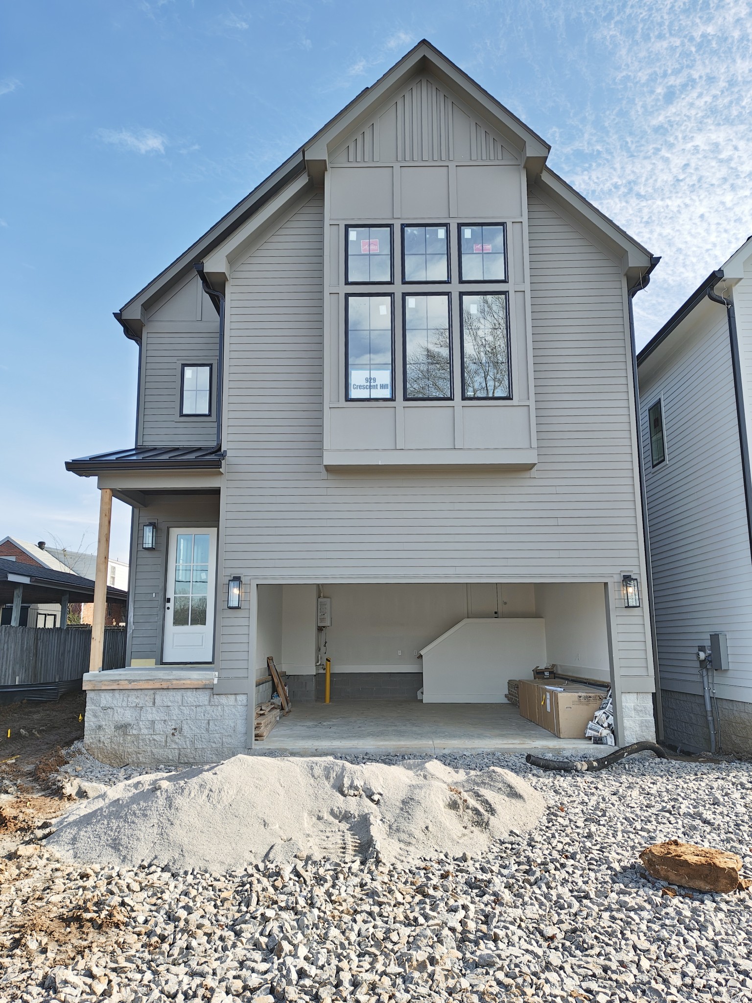 929 Crescent Hill Rd