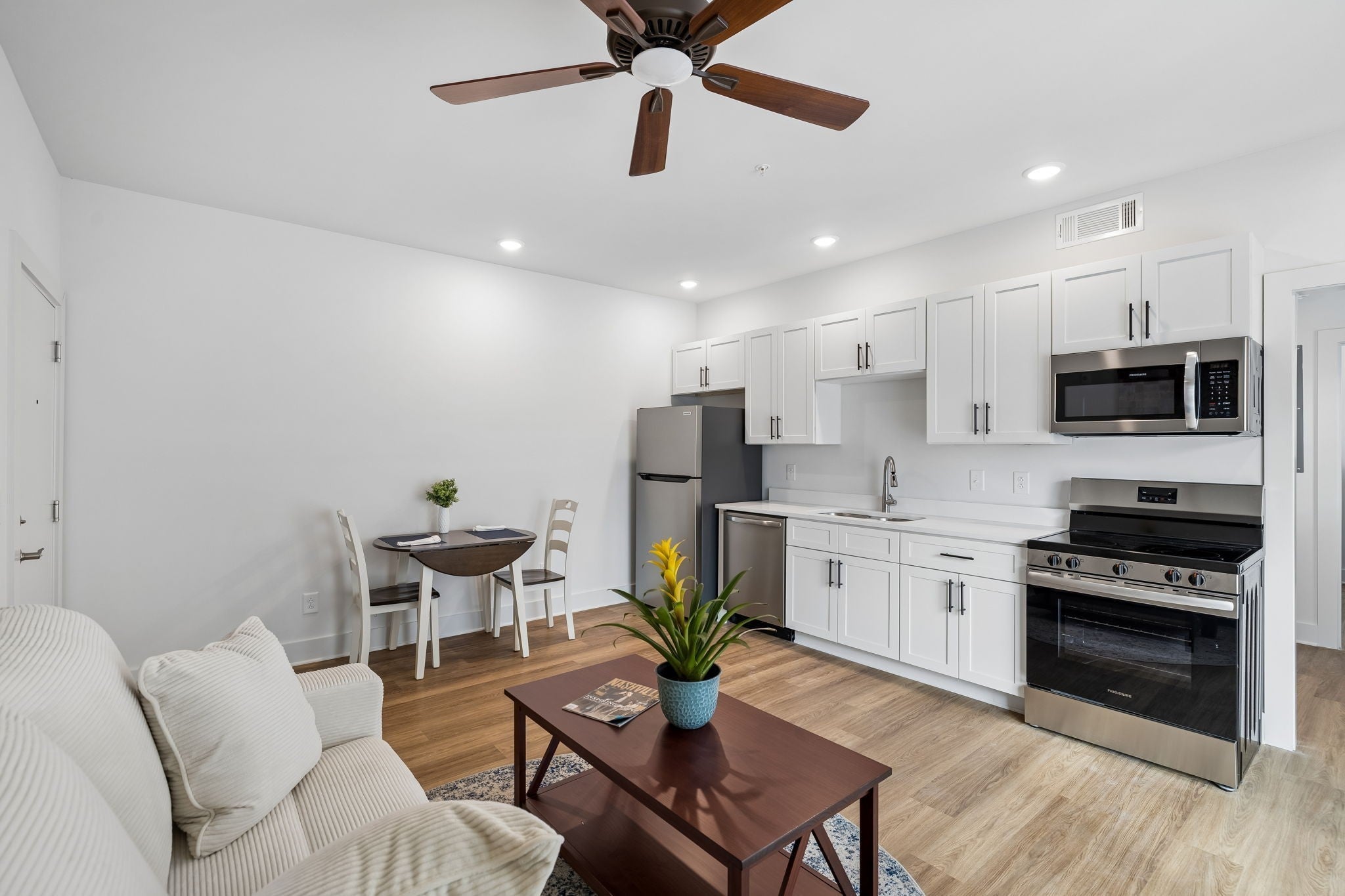 3010 Edwin Way 106